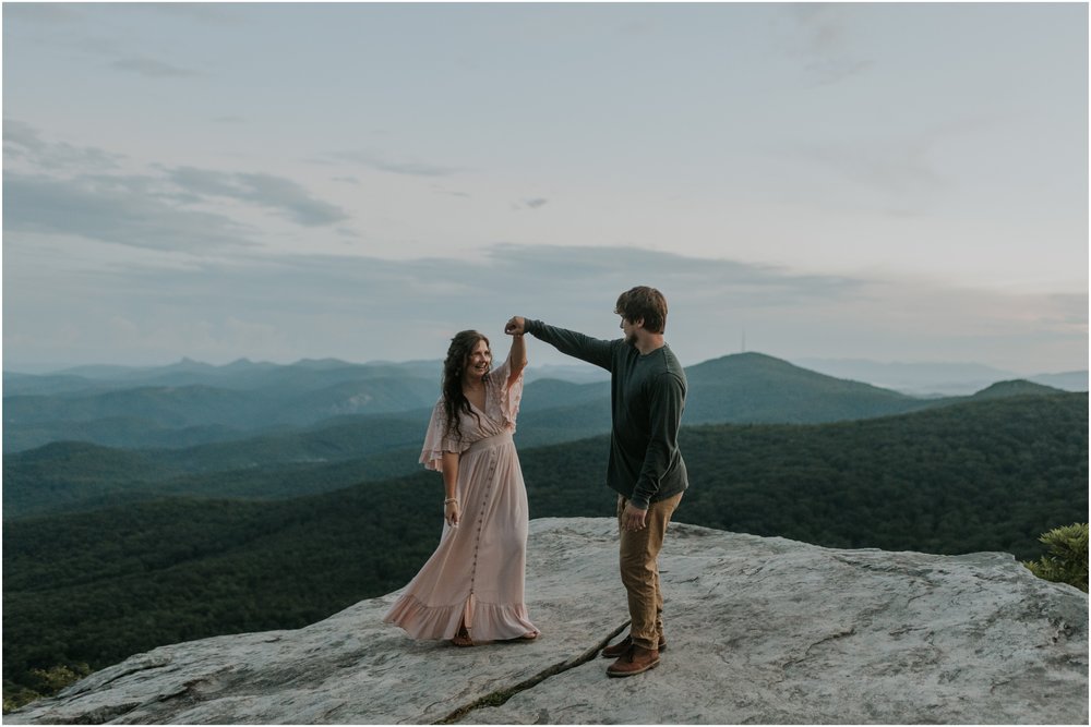 banner-elk-north-carolina-boone-nc-fall-engagement-session_0063.jpg