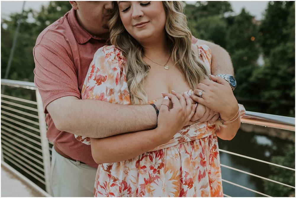 greenville-south-carolina-engagement-wedding-datenightengagement-downtown-sc-asheville-north-carolina-katy-sergent-photography_0034.jpg