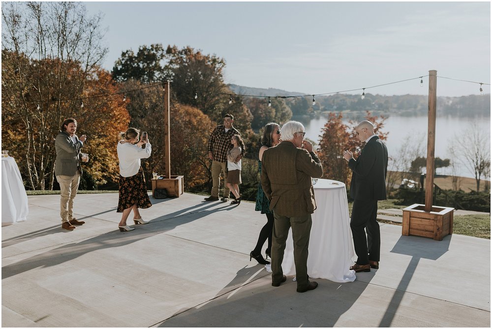 lake-house-wedding-piney-flats-johnson-city-tennessee-lakeside-venue-fall-bristol-kingsport-east-tn-katy-sergent-photography_0083.jpg