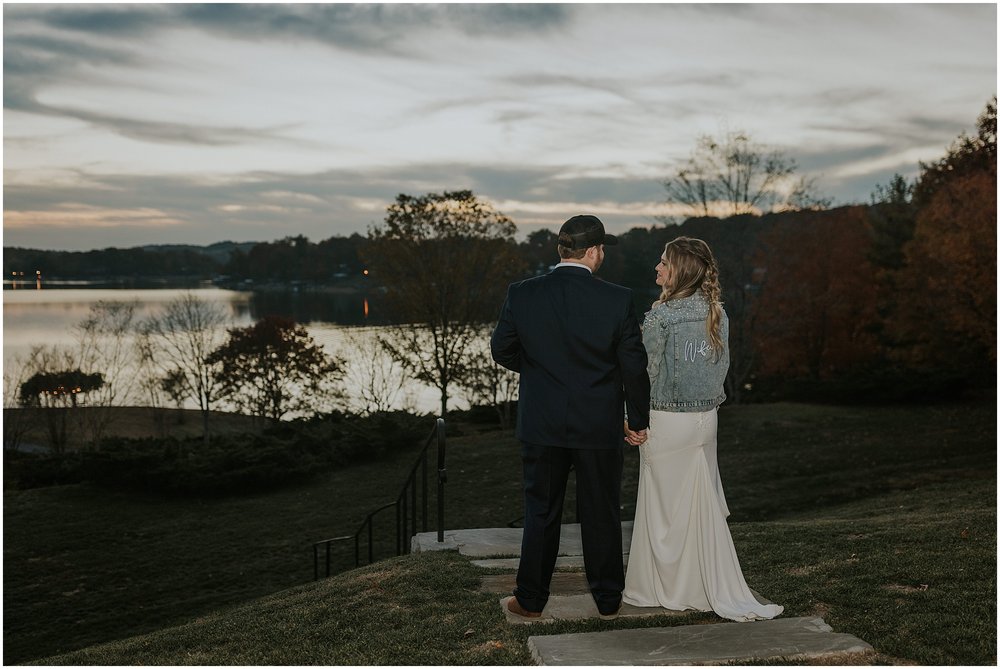 lake-house-wedding-piney-flats-johnson-city-tennessee-lakeside-venue-fall-bristol-kingsport-east-tn-katy-sergent-photography_0092.jpg