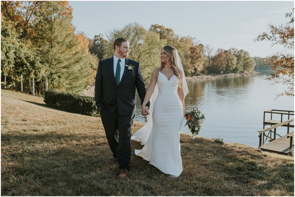 lake-house-wedding-piney-flats-johnson-city-tennessee-lakeside-venue-fall-bristol-kingsport-east-tn-katy-sergent-photography_0131.jpg