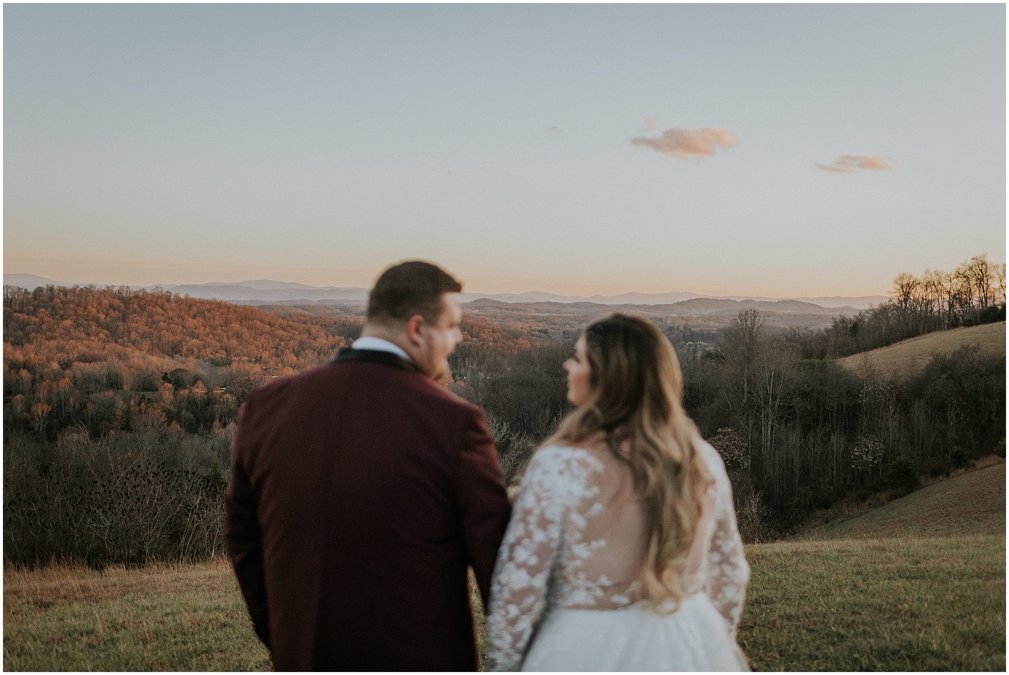 chateau-selah-blountville-tennessee-johnson-city-bristol-tn-christmas-winter-wedding-katy-sergent-photography (74).jpg