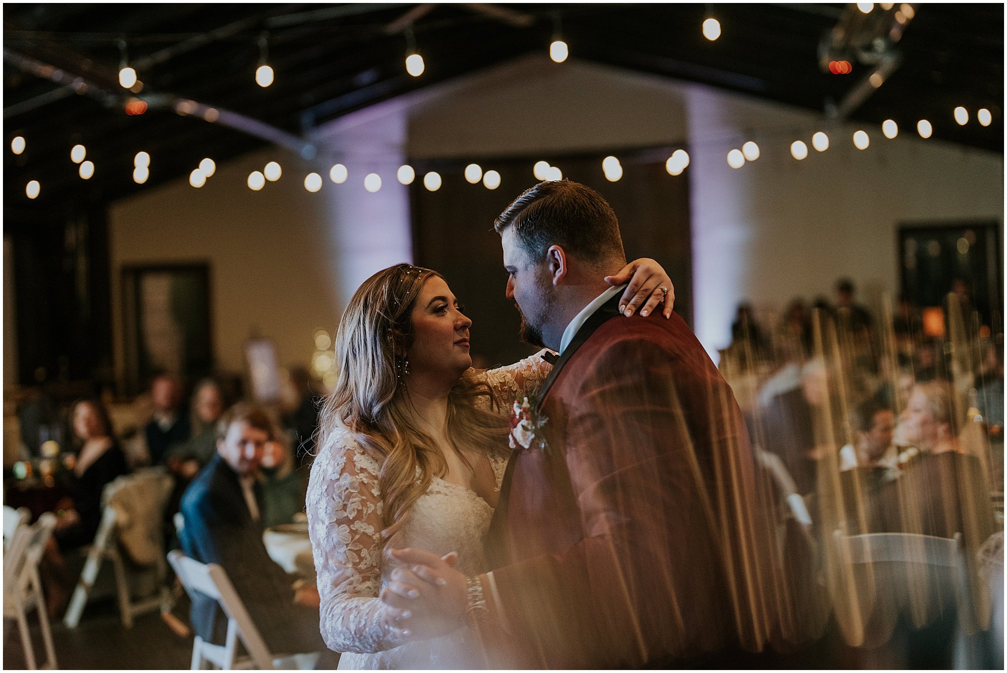 chateau-selah-blountville-tennessee-johnson-city-bristol-tn-christmas-winter-wedding-katy-sergent-photography (90).jpg