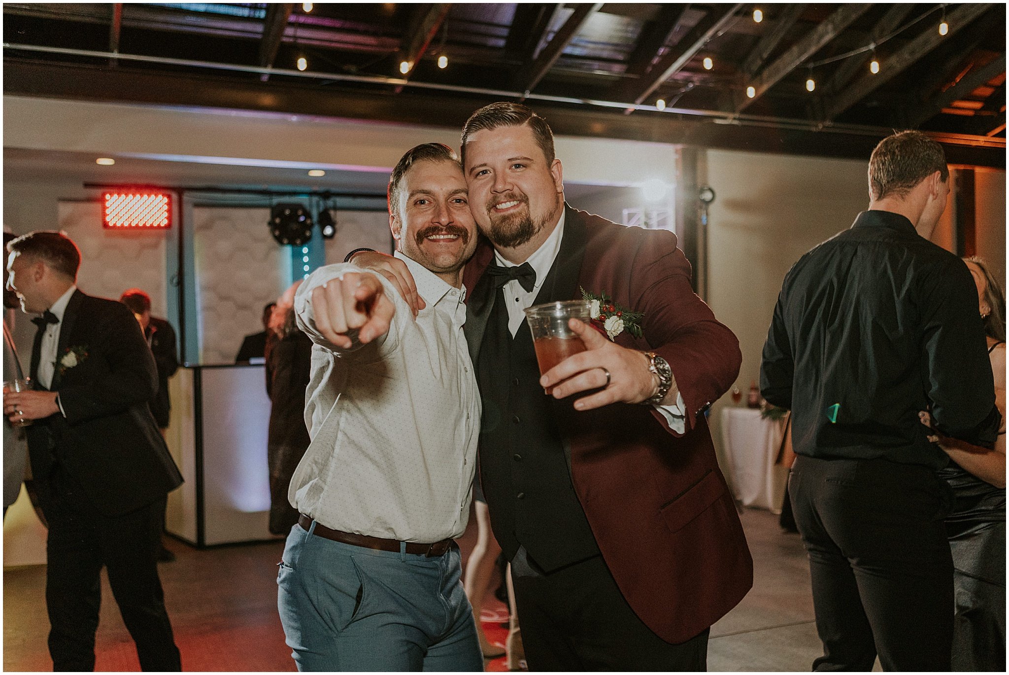 chateau-selah-blountville-tennessee-johnson-city-bristol-tn-christmas-winter-wedding-katy-sergent-photography (98).jpg