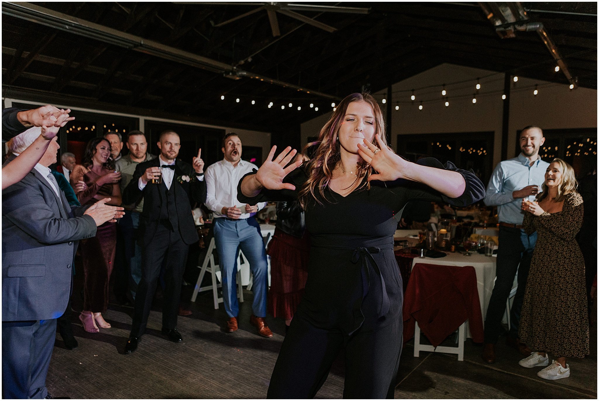 chateau-selah-blountville-tennessee-johnson-city-bristol-tn-christmas-winter-wedding-katy-sergent-photography (100).jpg