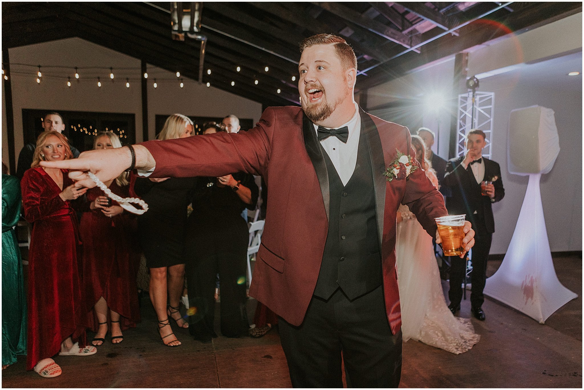 chateau-selah-blountville-tennessee-johnson-city-bristol-tn-christmas-winter-wedding-katy-sergent-photography (108).jpg