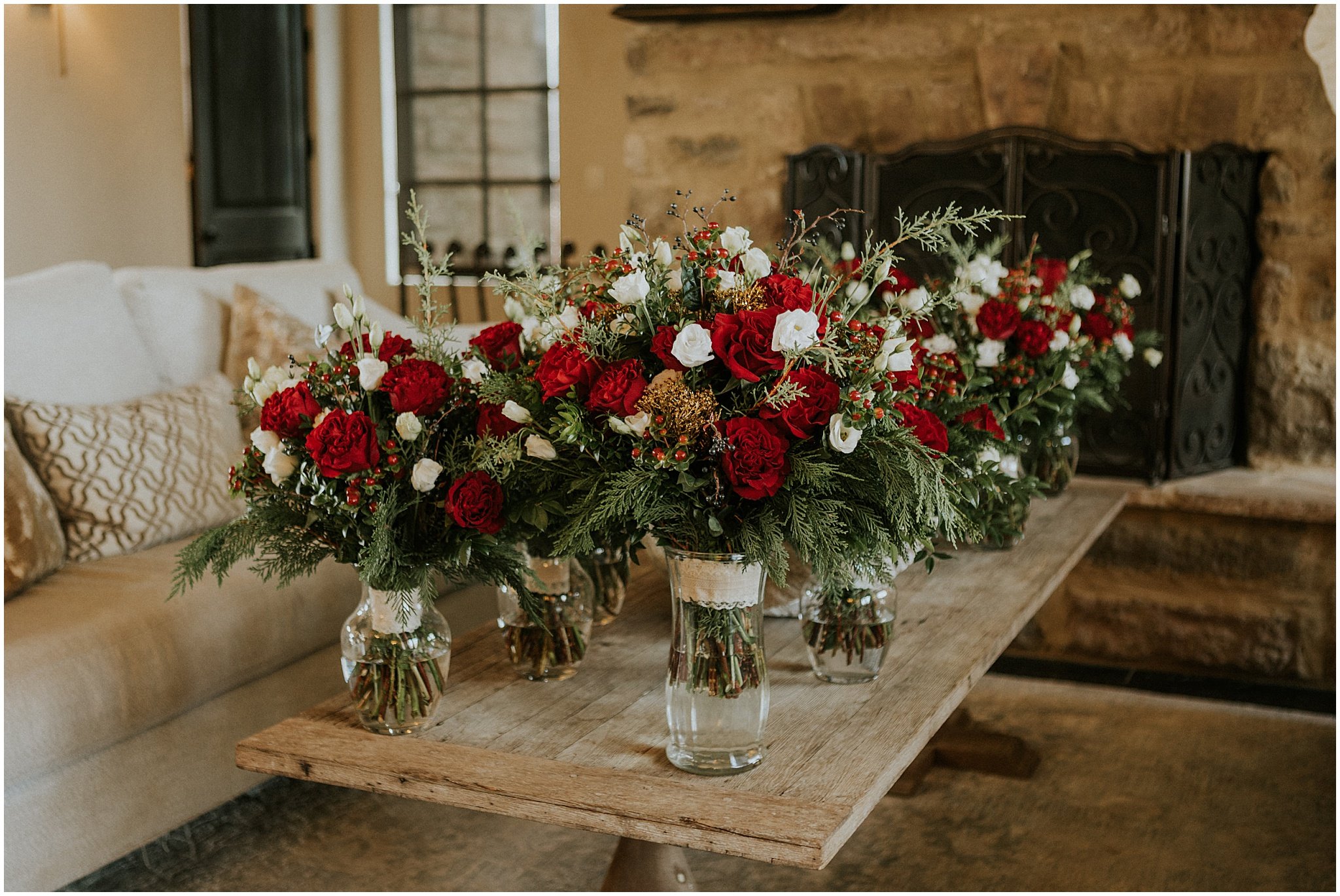 chateau-selah-blountville-tennessee-johnson-city-bristol-tn-christmas-winter-wedding-katy-sergent-photography (2).jpg