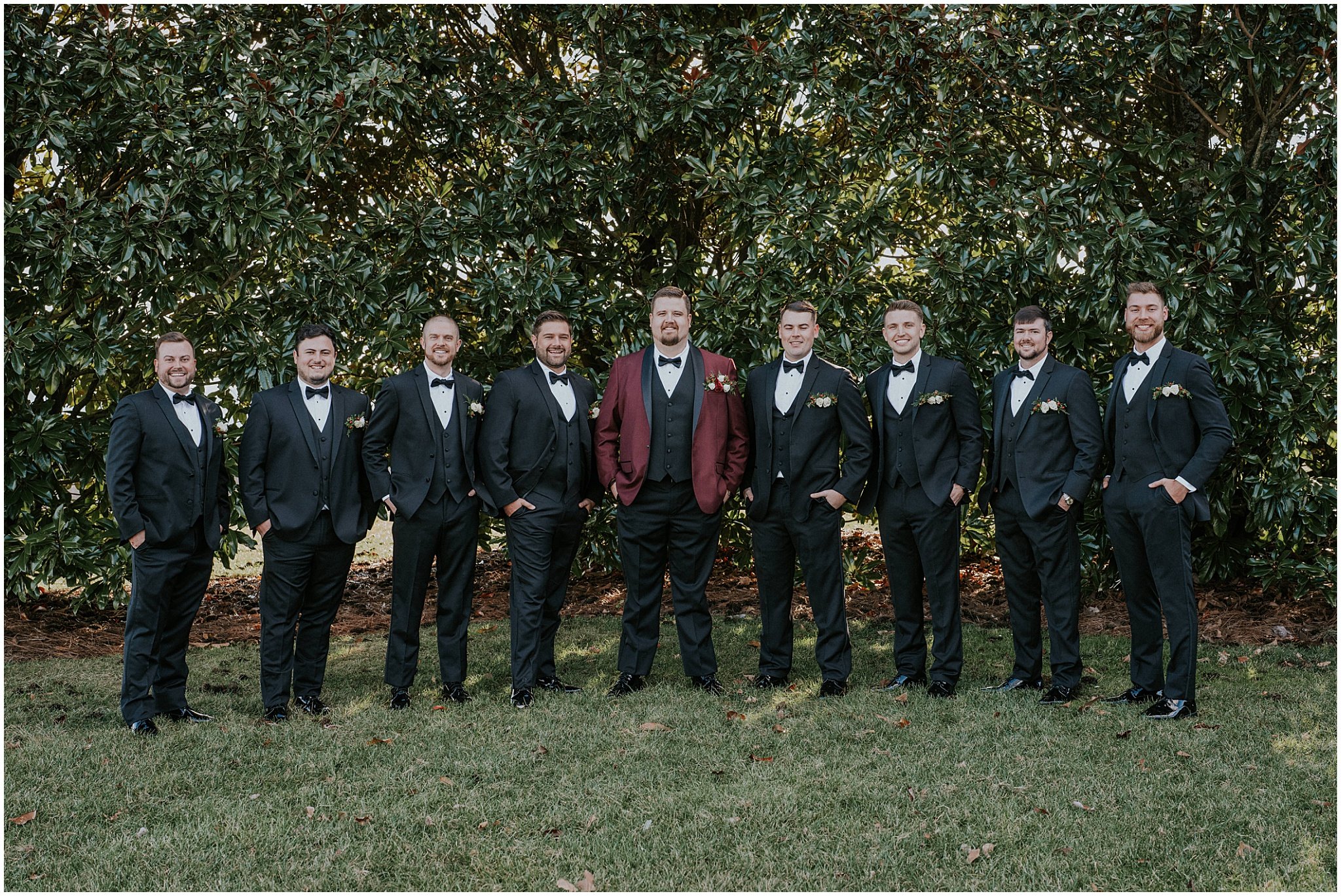 chateau-selah-blountville-tennessee-johnson-city-bristol-tn-christmas-winter-wedding-katy-sergent-photography (36).jpg