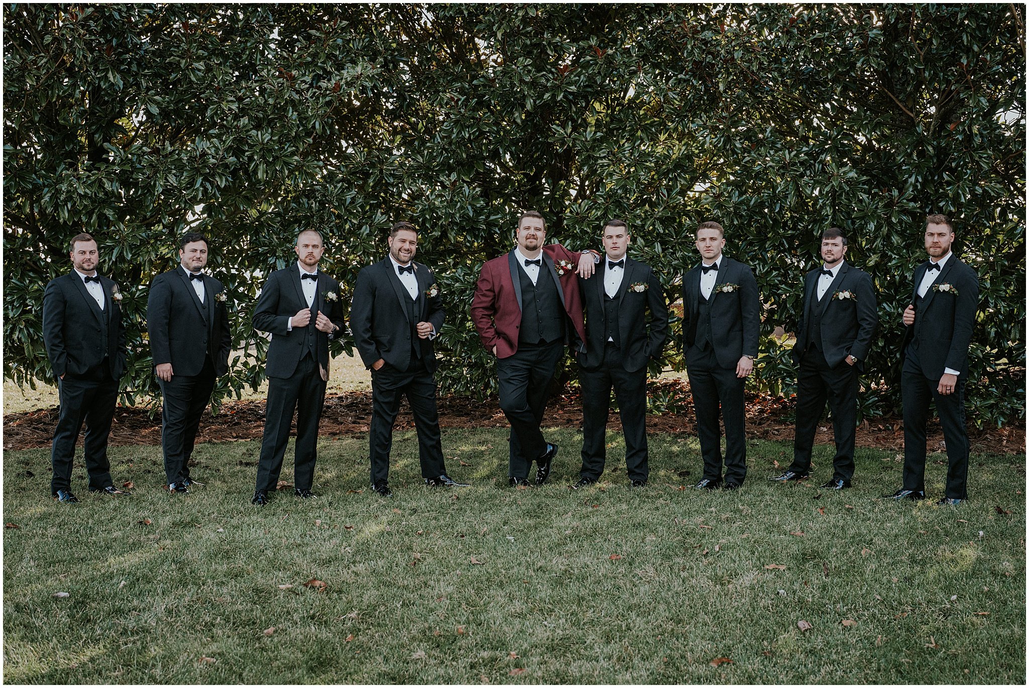 chateau-selah-blountville-tennessee-johnson-city-bristol-tn-christmas-winter-wedding-katy-sergent-photography (37).jpg