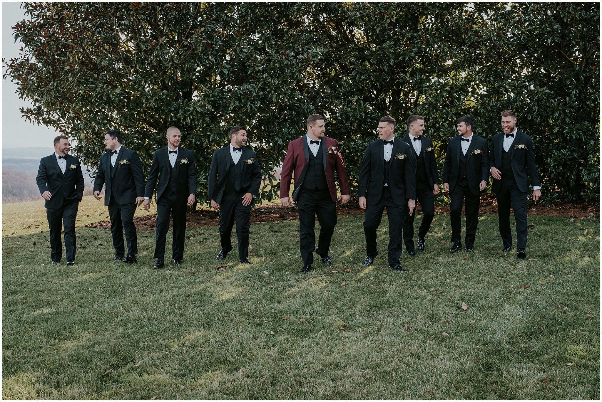 chateau-selah-blountville-tennessee-johnson-city-bristol-tn-christmas-winter-wedding-katy-sergent-photography (38).jpg