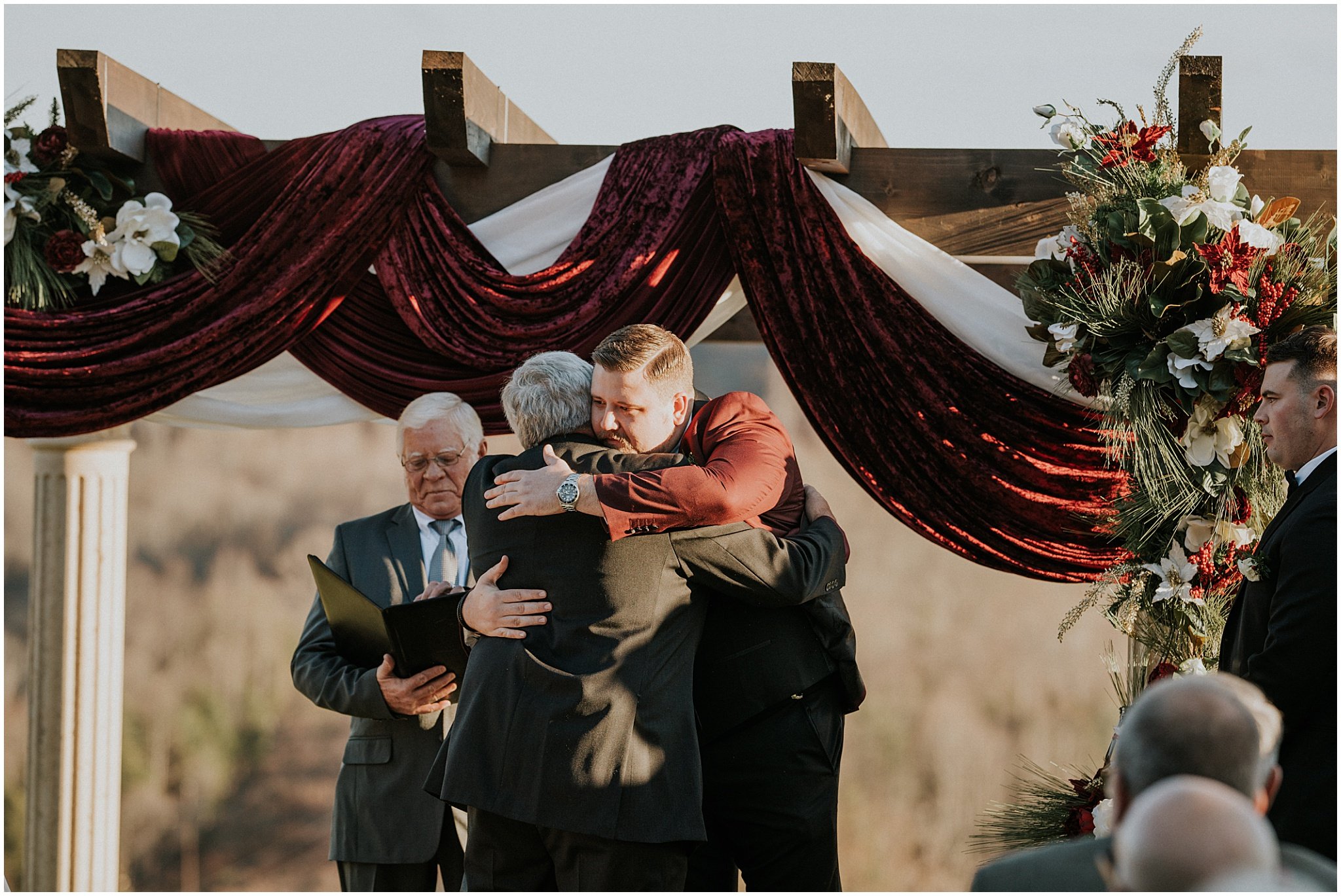 chateau-selah-blountville-tennessee-johnson-city-bristol-tn-christmas-winter-wedding-katy-sergent-photography (50).jpg
