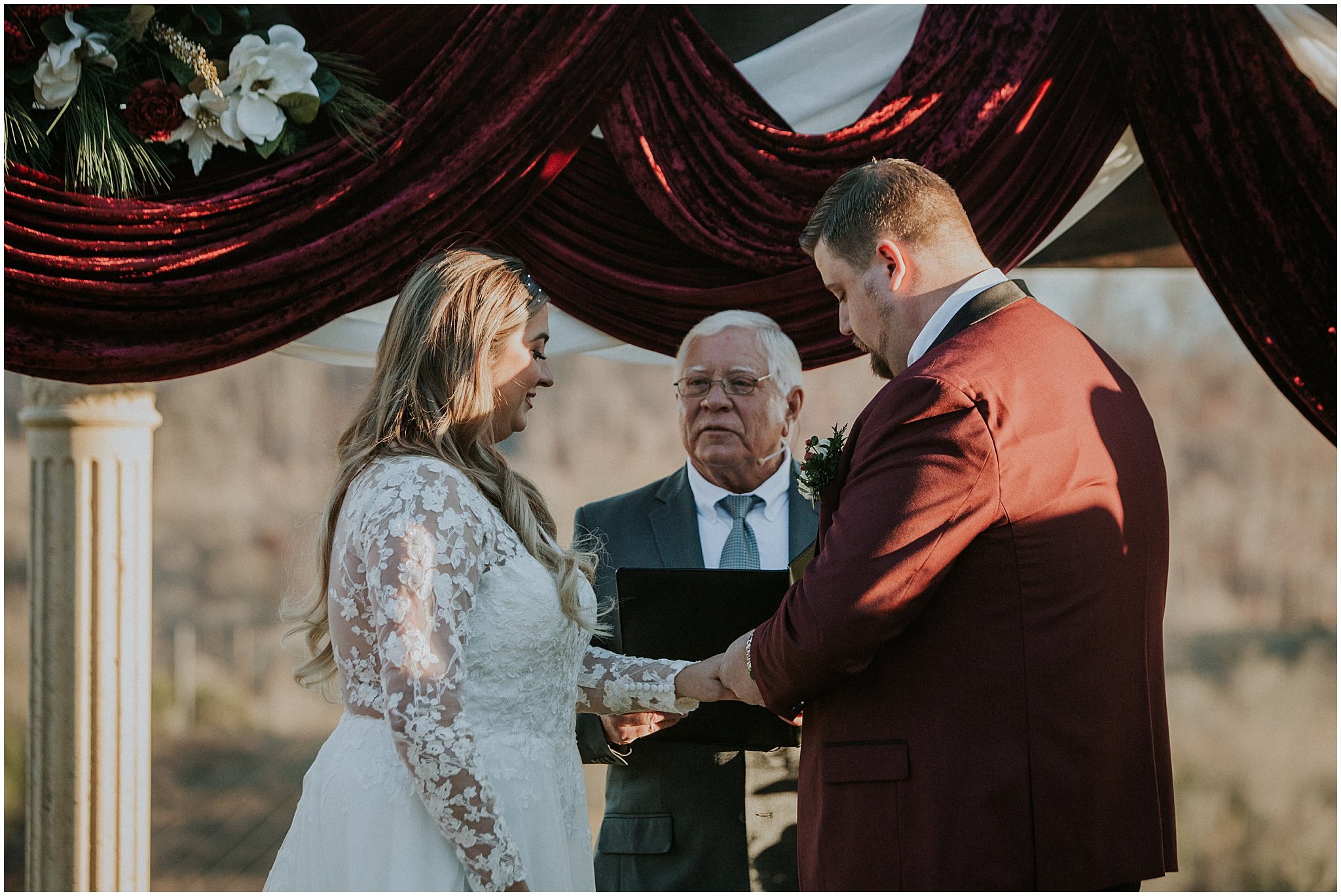 chateau-selah-blountville-tennessee-johnson-city-bristol-tn-christmas-winter-wedding-katy-sergent-photography (55).jpg