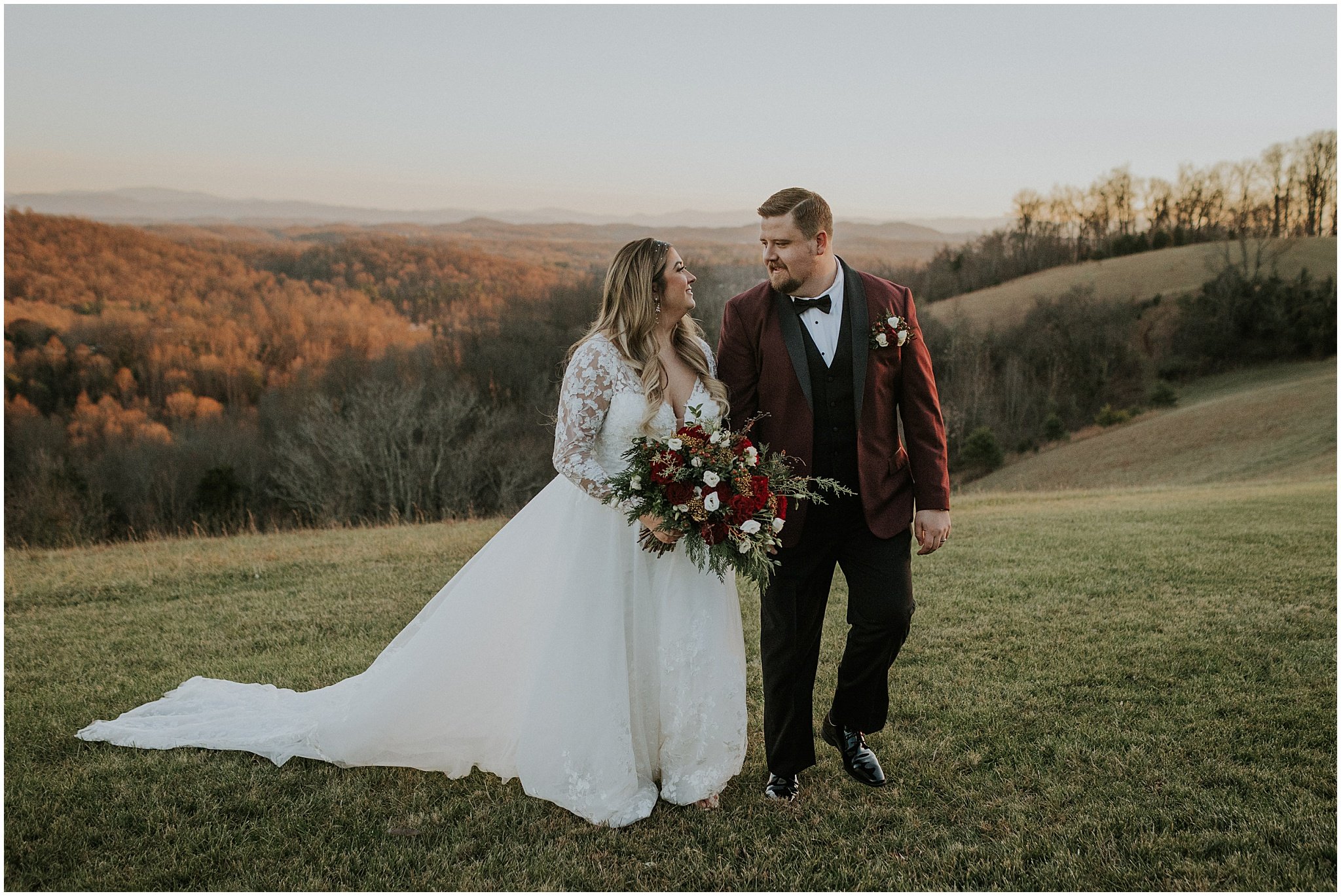 chateau-selah-blountville-tennessee-johnson-city-bristol-tn-christmas-winter-wedding-katy-sergent-photography (67).jpg
