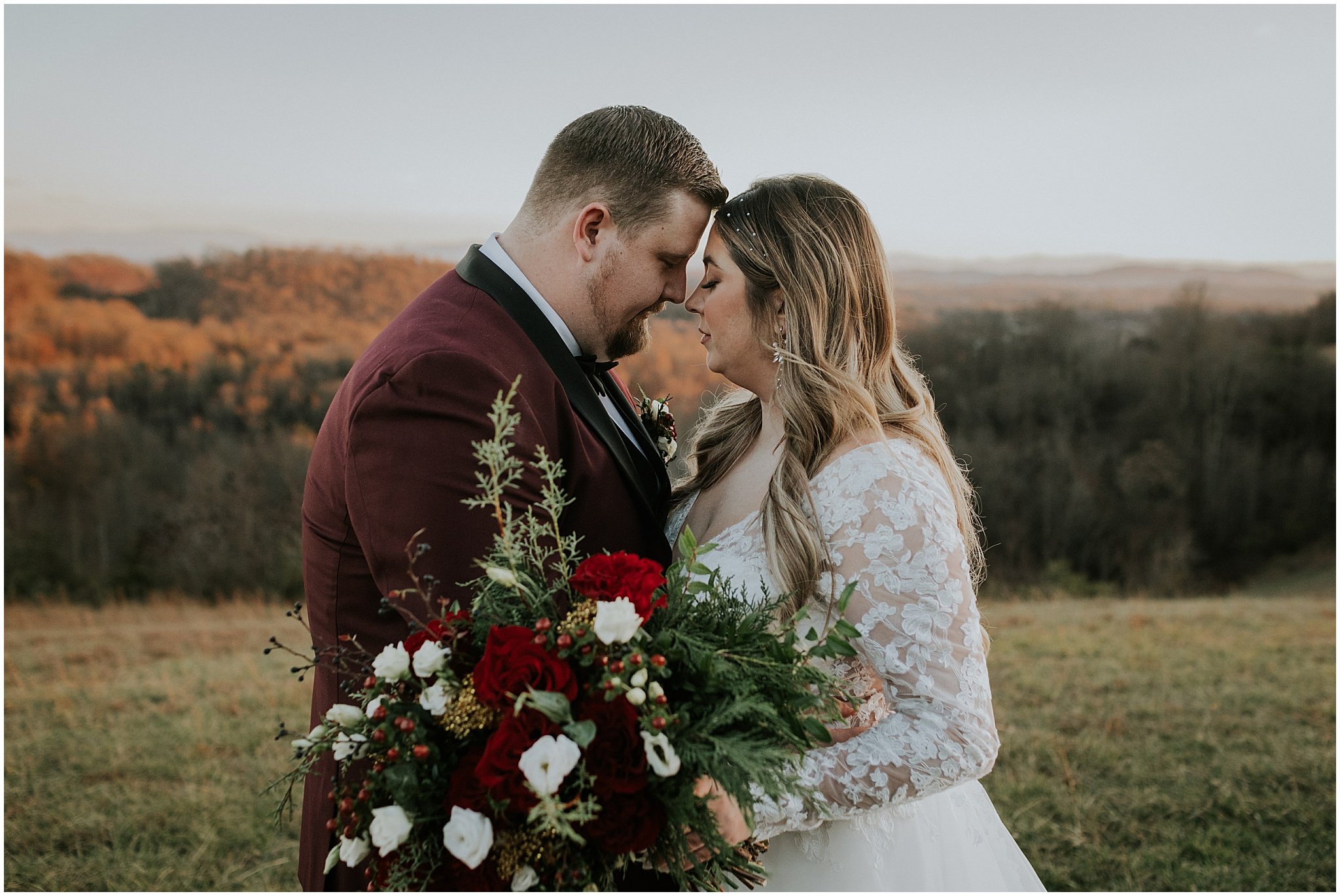 chateau-selah-blountville-tennessee-johnson-city-bristol-tn-christmas-winter-wedding-katy-sergent-photography (70).jpg