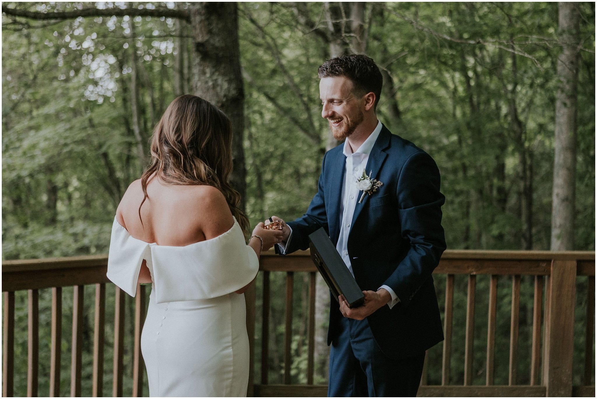 sugar-hollow-retreat-butler-tennessee-boone-north-carolina-rustic-mountain-wedding-may-spring-summer-green-elegant-luxury-johnson-city-tn-katy-sergent-photography_0038.jpg
