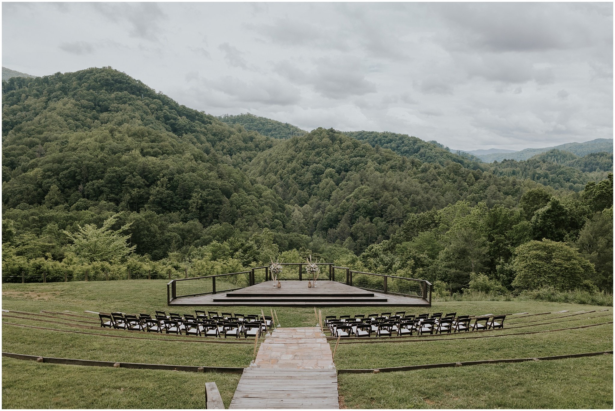 sugar-hollow-retreat-butler-tennessee-boone-north-carolina-rustic-mountain-wedding-may-spring-summer-green-elegant-luxury-johnson-city-tn-katy-sergent-photography_0072.jpg