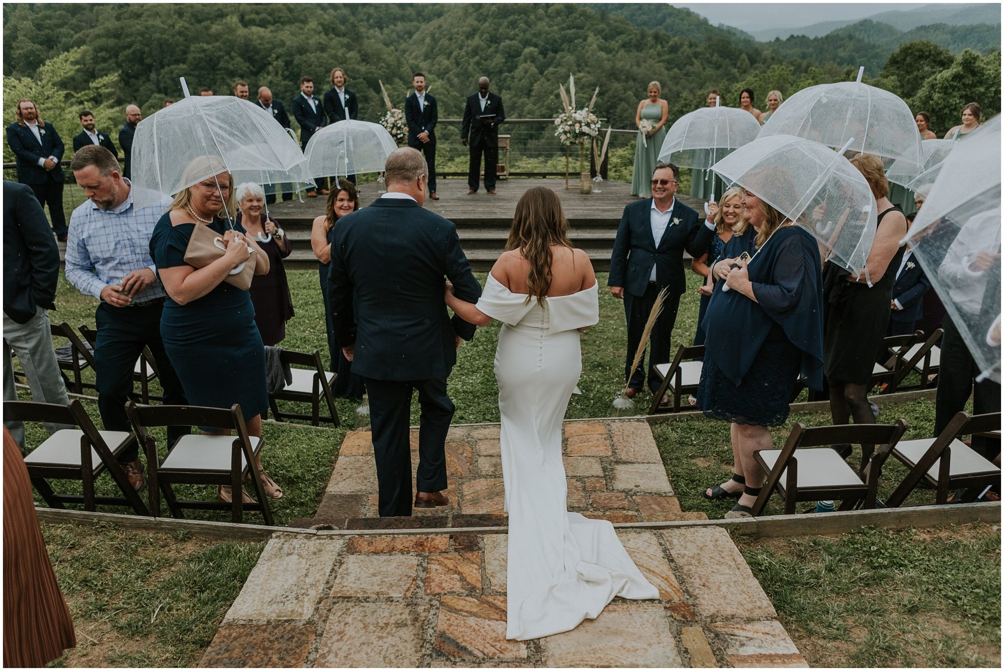 sugar-hollow-retreat-butler-tennessee-boone-north-carolina-rustic-mountain-wedding-may-spring-summer-green-elegant-luxury-johnson-city-tn-katy-sergent-photography_0077.jpg