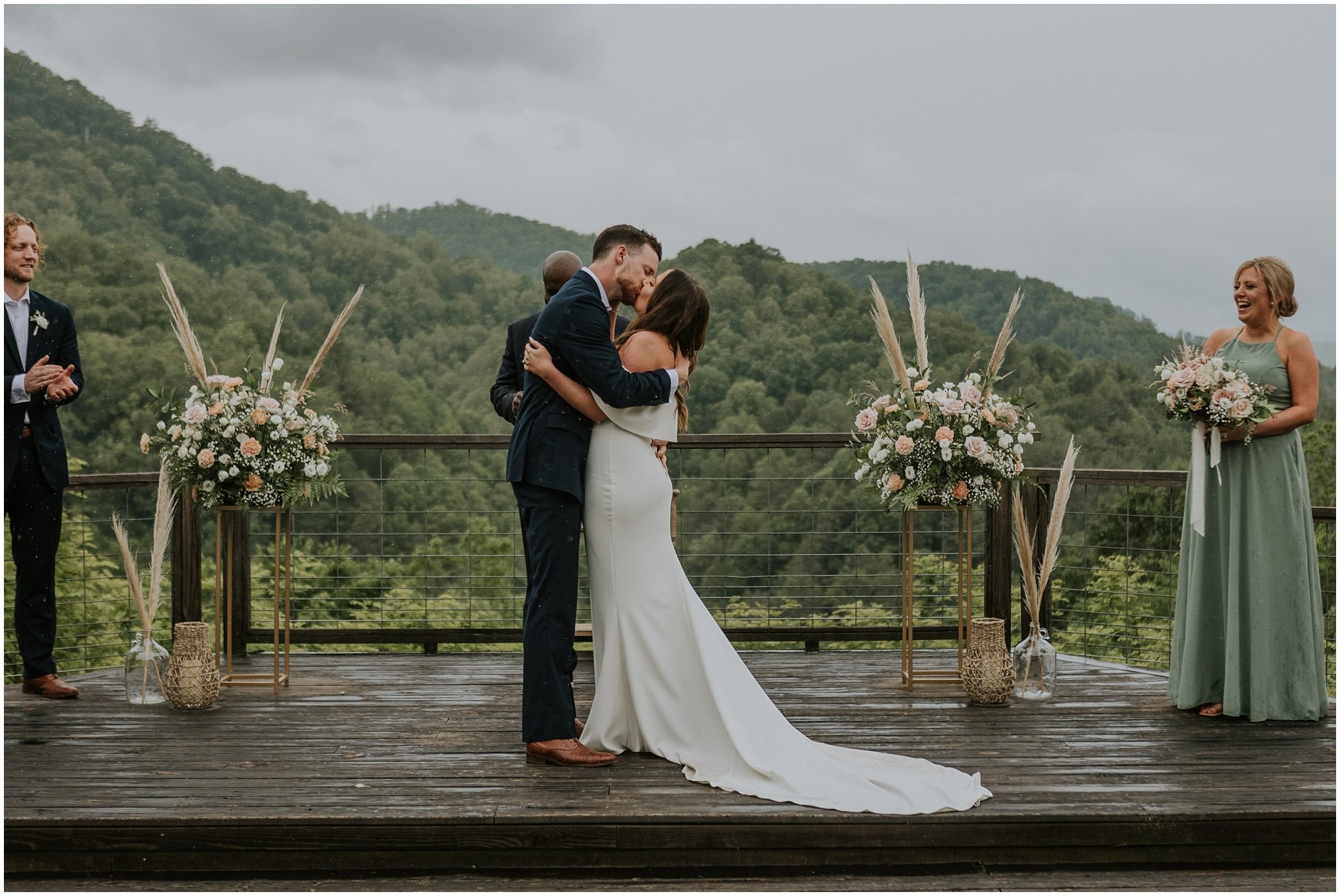 sugar-hollow-retreat-butler-tennessee-boone-north-carolina-rustic-mountain-wedding-may-spring-summer-green-elegant-luxury-johnson-city-tn-katy-sergent-photography_0092.jpg