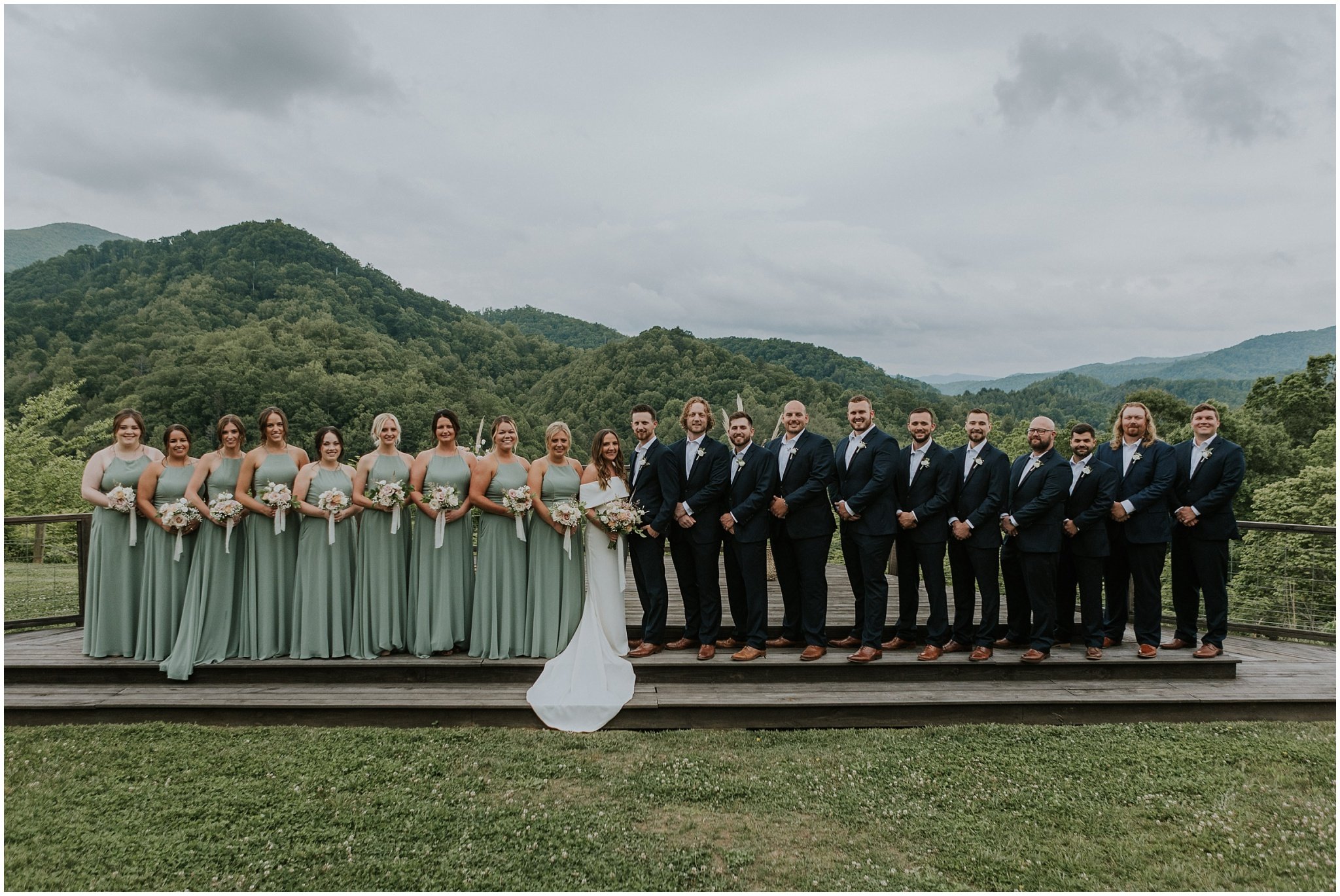 sugar-hollow-retreat-butler-tennessee-boone-north-carolina-rustic-mountain-wedding-may-spring-summer-green-elegant-luxury-johnson-city-tn-katy-sergent-photography_0104.jpg