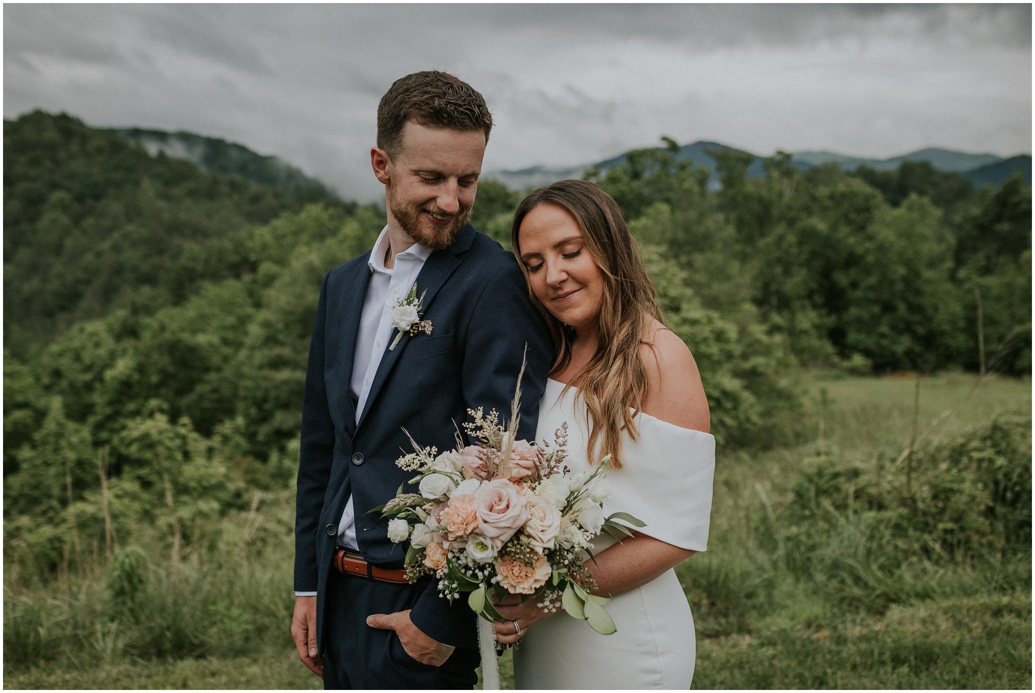 sugar-hollow-retreat-butler-tennessee-boone-north-carolina-rustic-mountain-wedding-may-spring-summer-green-elegant-luxury-johnson-city-tn-katy-sergent-photography_0067.jpg