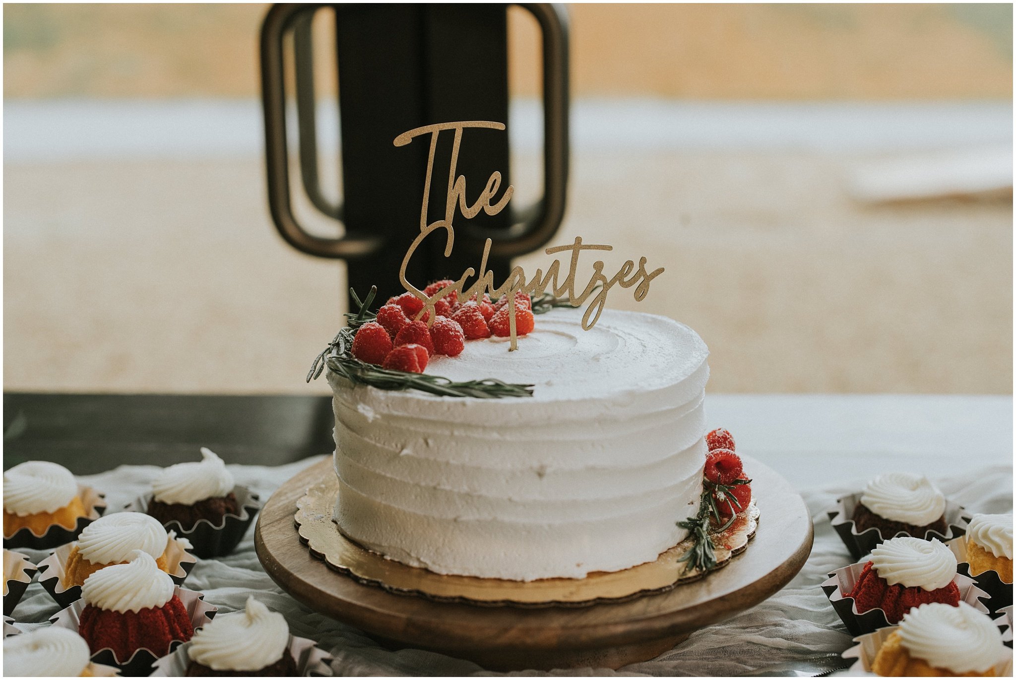 sugar-hollow-retreat-butler-tennessee-boone-north-carolina-rustic-mountain-wedding-may-spring-summer-green-elegant-luxury-johnson-city-tn-katy-sergent-photography_0113.jpg
