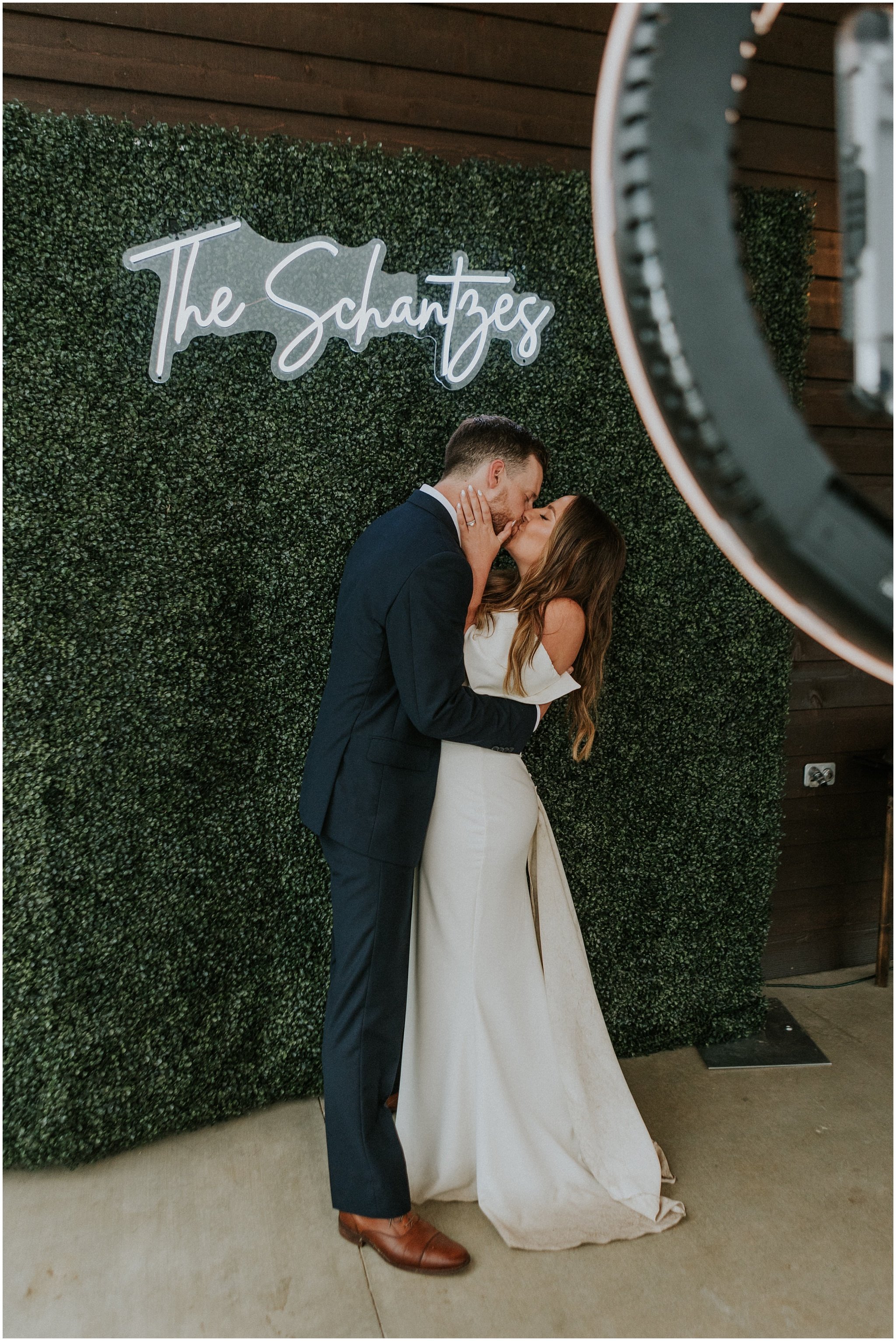 sugar-hollow-retreat-butler-tennessee-boone-north-carolina-rustic-mountain-wedding-may-spring-summer-green-elegant-luxury-johnson-city-tn-katy-sergent-photography_0121.jpg