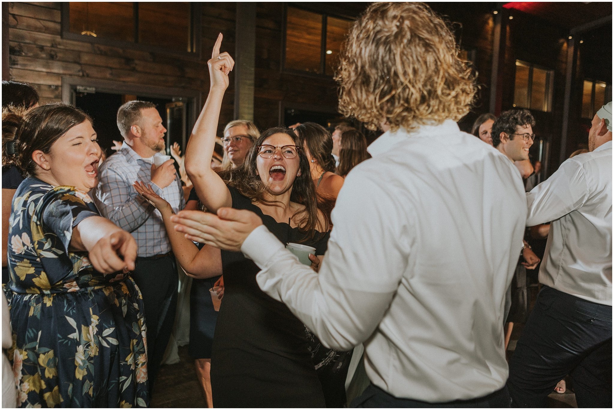 sugar-hollow-retreat-butler-tennessee-boone-north-carolina-rustic-mountain-wedding-may-spring-summer-green-elegant-luxury-johnson-city-tn-katy-sergent-photography_0136.jpg