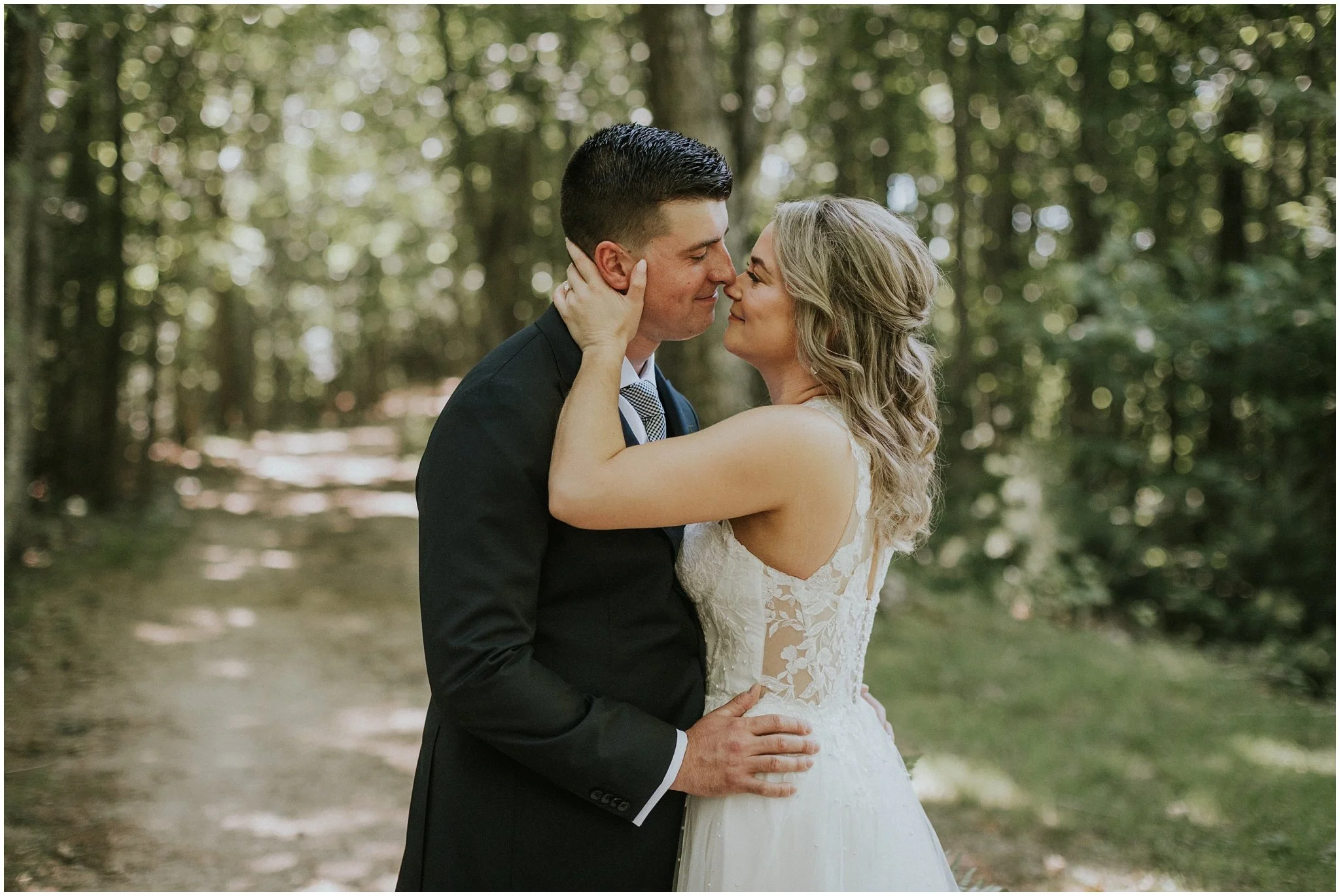 sugar-hollow-retreat-butler-tennessee-boone-north-carolina-smoky-mountain-wedding-venue-rustic-luxury-summer-katy-sergent-photography_0076.jpg