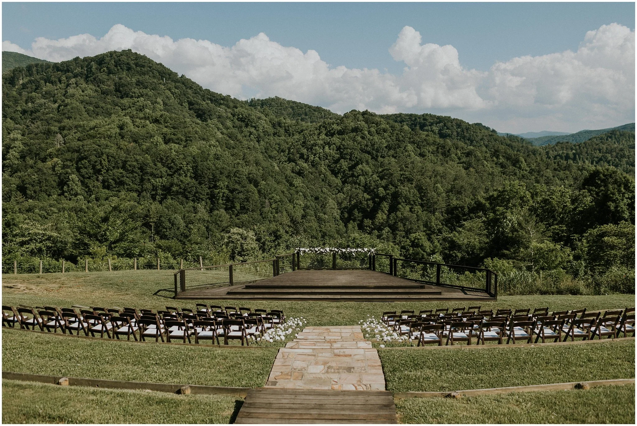 sugar-hollow-retreat-butler-tennessee-boone-north-carolina-smoky-mountain-wedding-venue-rustic-luxury-summer-katy-sergent-photography_0082.jpg