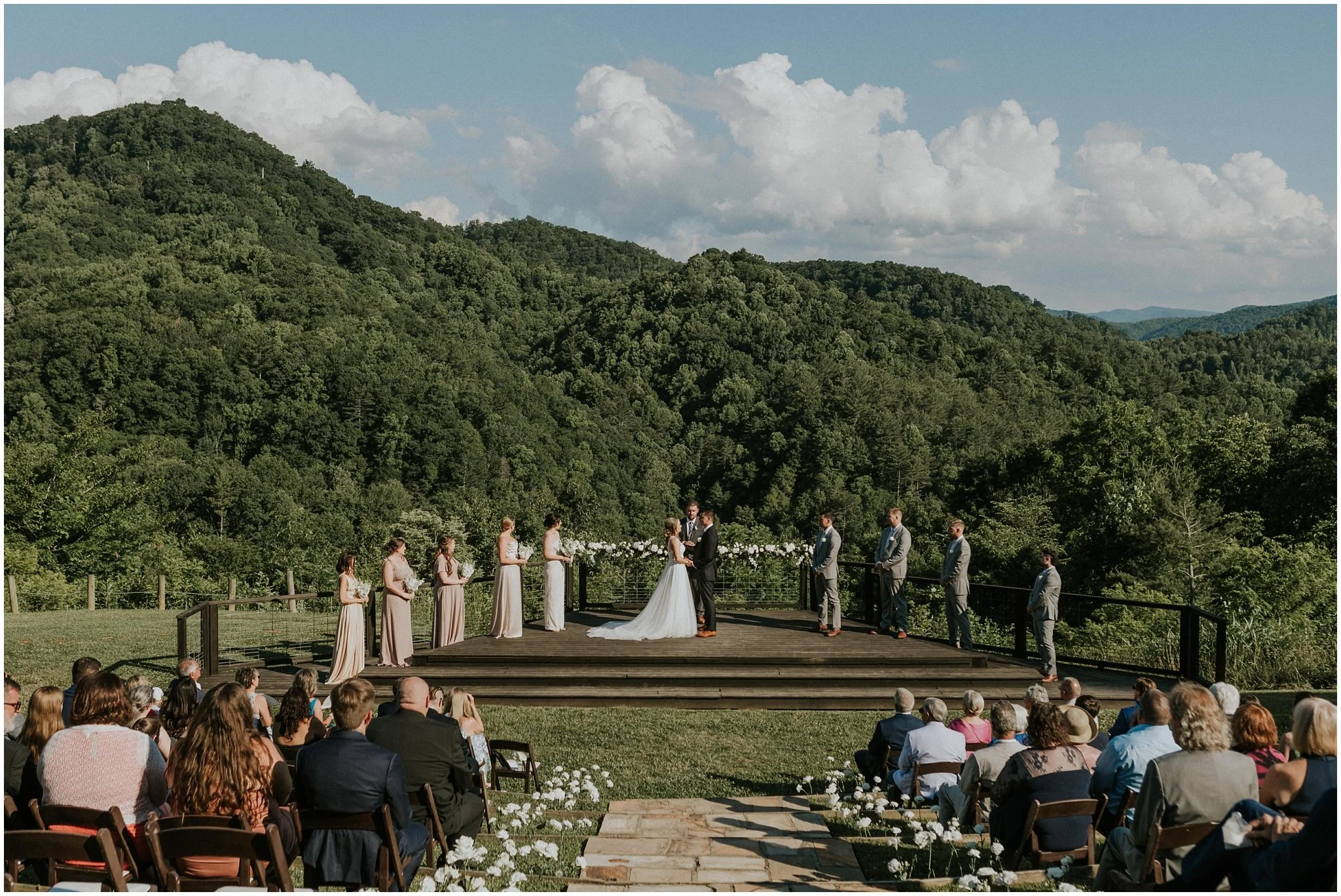 sugar-hollow-retreat-butler-tennessee-boone-north-carolina-smoky-mountain-wedding-venue-rustic-luxury-summer-katy-sergent-photography_0089.jpg