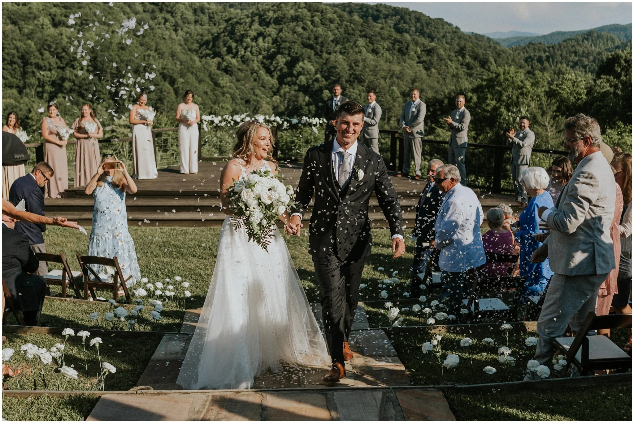 sugar-hollow-retreat-butler-tennessee-boone-north-carolina-smoky-mountain-wedding-venue-rustic-luxury-summer-katy-sergent-photography_0097.jpg