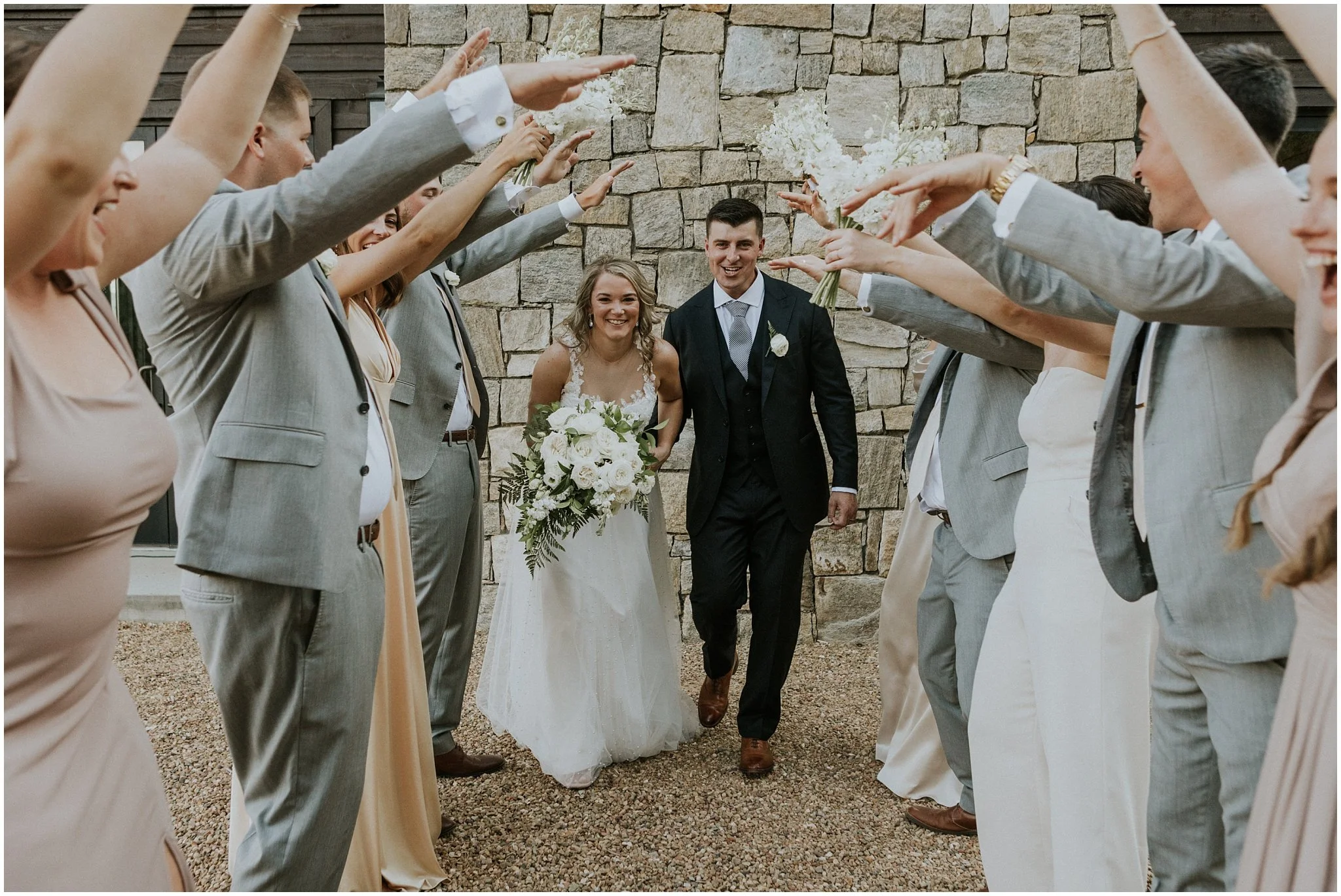 sugar-hollow-retreat-butler-tennessee-boone-north-carolina-smoky-mountain-wedding-venue-rustic-luxury-summer-katy-sergent-photography_0109.jpg
