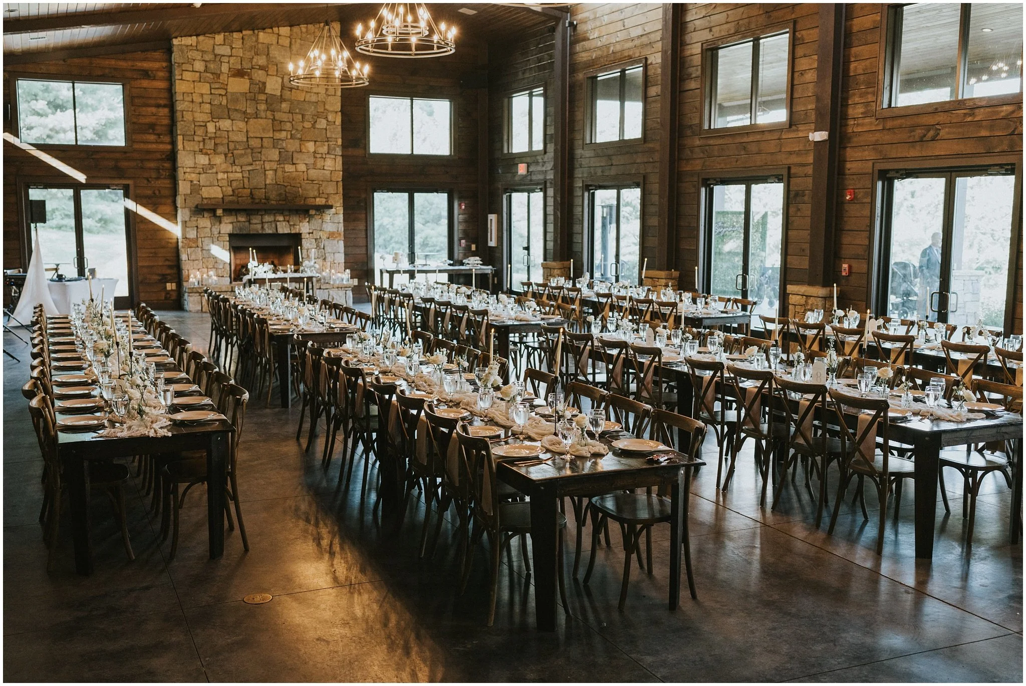 sugar-hollow-retreat-butler-tennessee-boone-north-carolina-smoky-mountain-wedding-venue-rustic-luxury-summer-katy-sergent-photography_0134.jpg