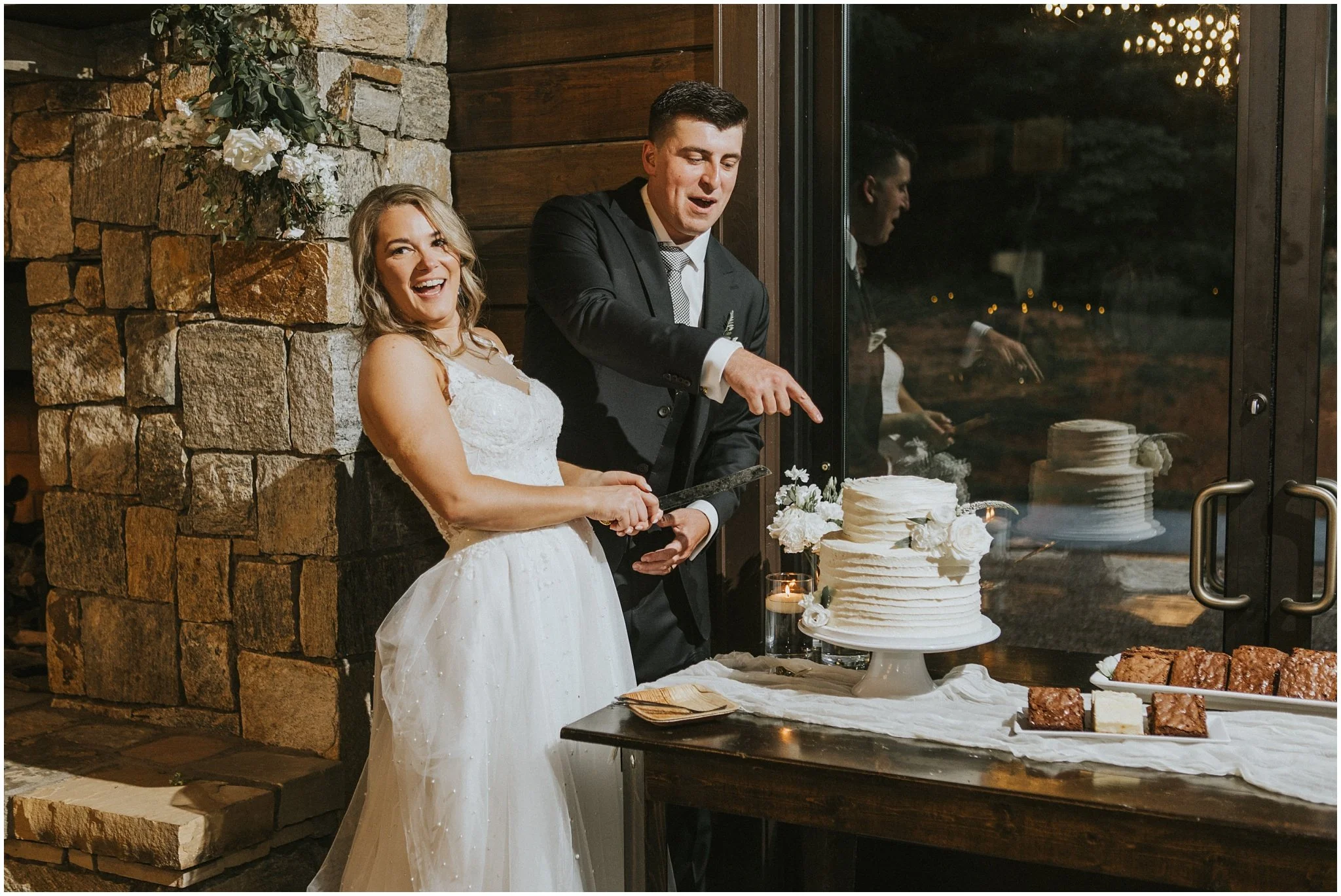 sugar-hollow-retreat-butler-tennessee-boone-north-carolina-smoky-mountain-wedding-venue-rustic-luxury-summer-katy-sergent-photography_0161.jpg