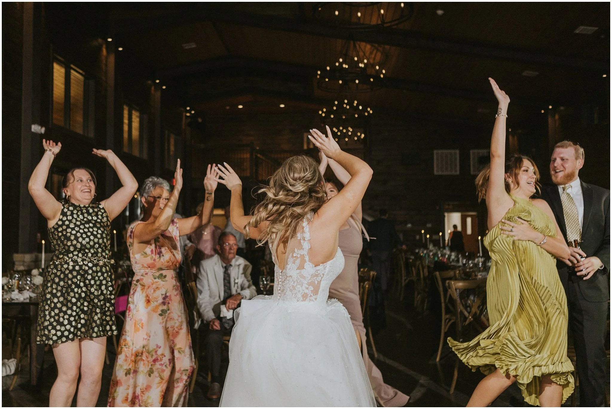 sugar-hollow-retreat-butler-tennessee-boone-north-carolina-smoky-mountain-wedding-venue-rustic-luxury-summer-katy-sergent-photography_0169.jpg