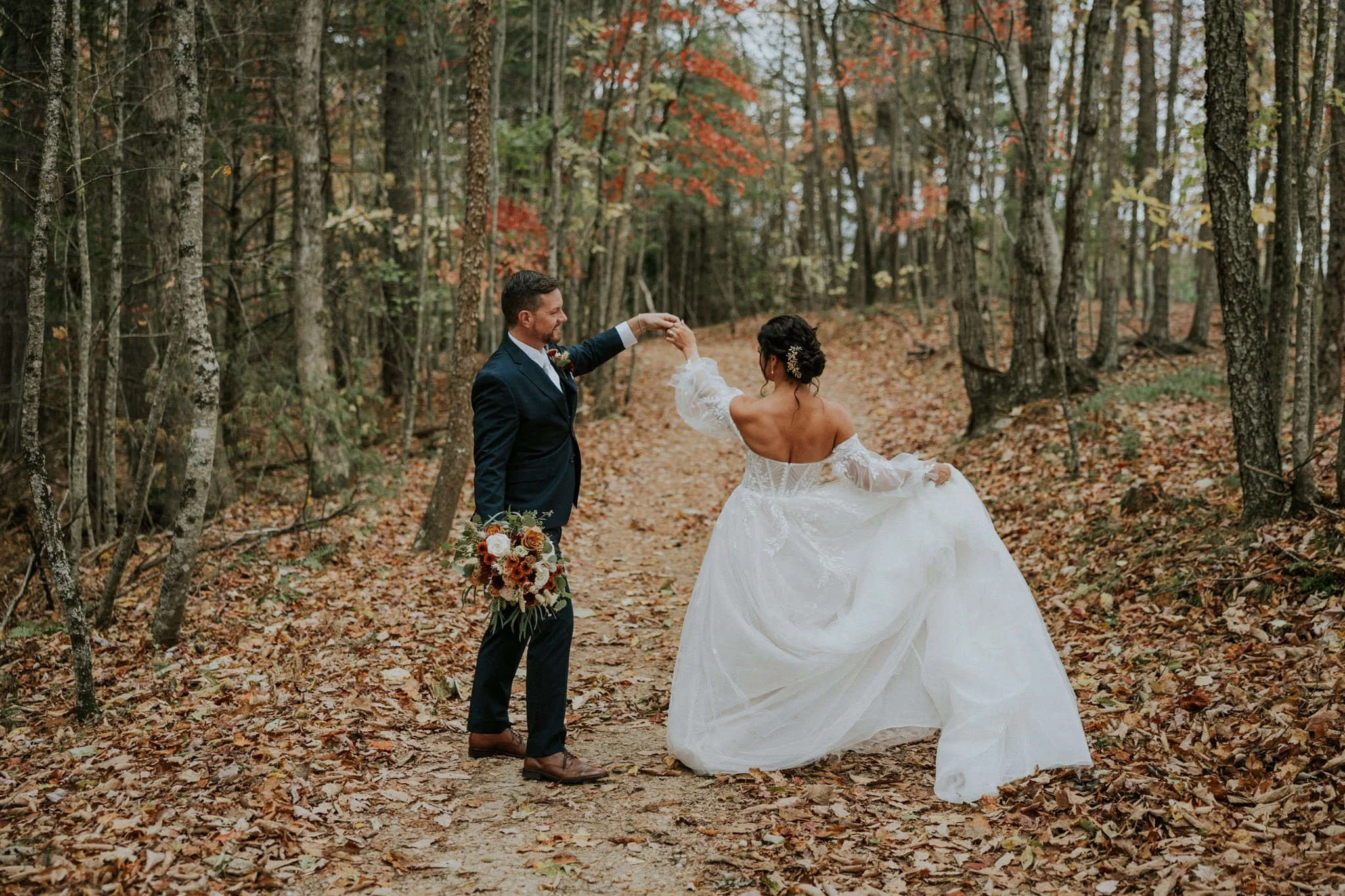 fall-mountain-wedding-butler-tennessee-sugar-hollow-retreat-boone-north-carolina-katy-sergent-photography-65.jpg