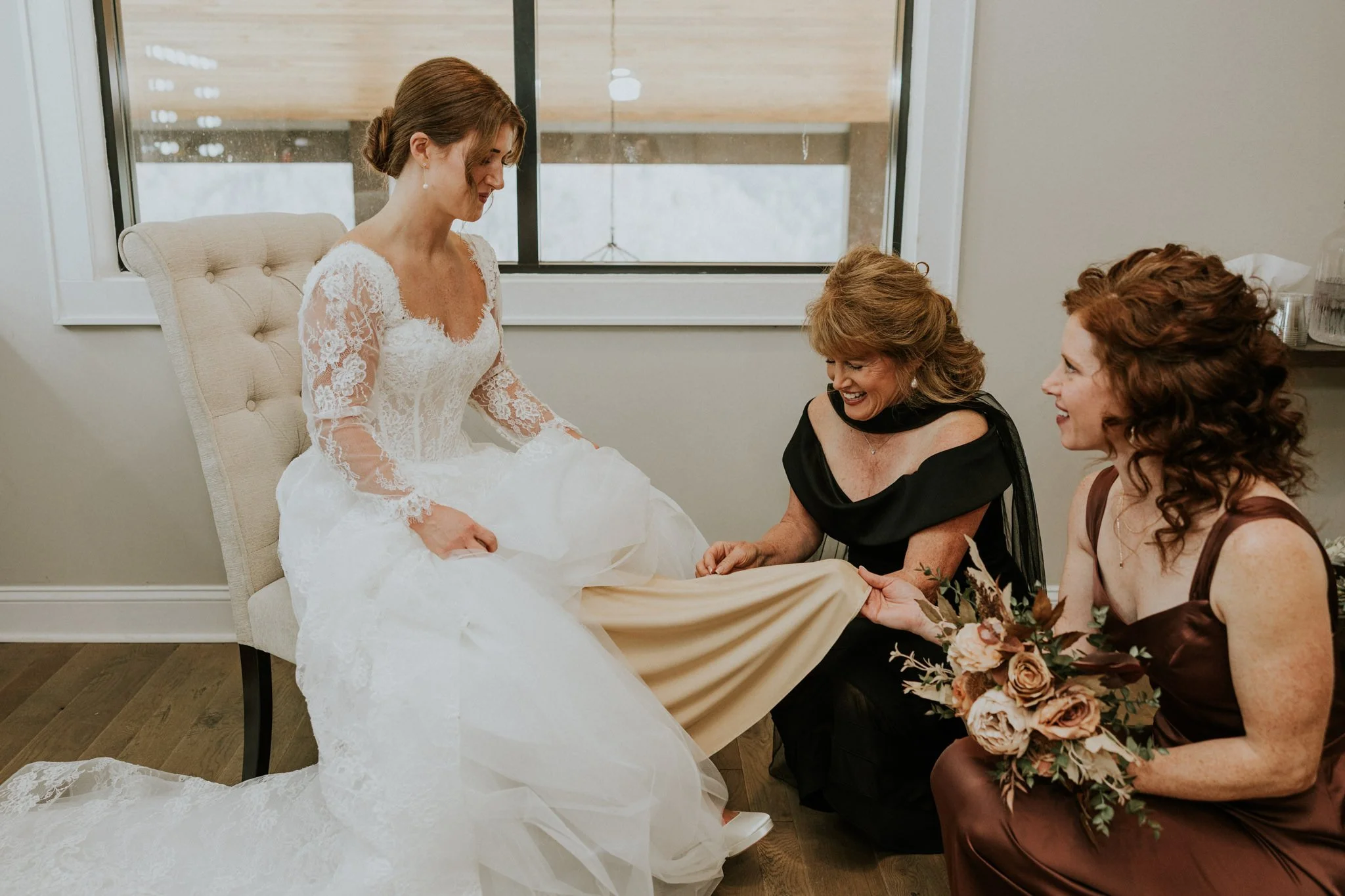 sugar-hollow-retreat-fall-wedding-butler-tennessee-boone-north-carolina-smoky-mountain-katy-sergent-photography-18.jpg