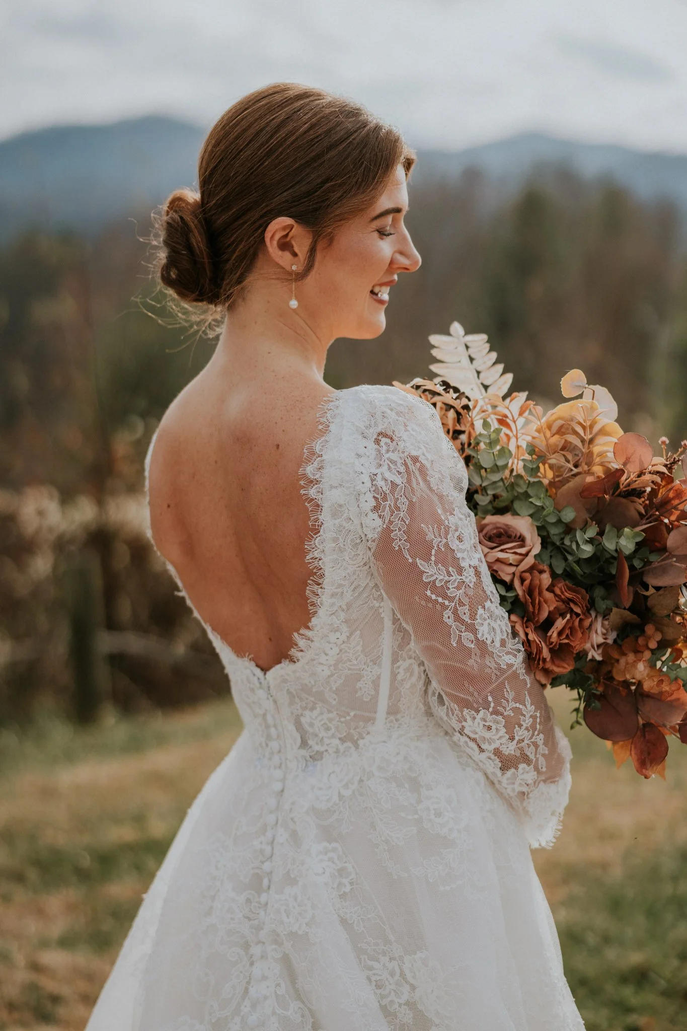 sugar-hollow-retreat-fall-wedding-butler-tennessee-boone-north-carolina-smoky-mountain-katy-sergent-photography-26.jpg