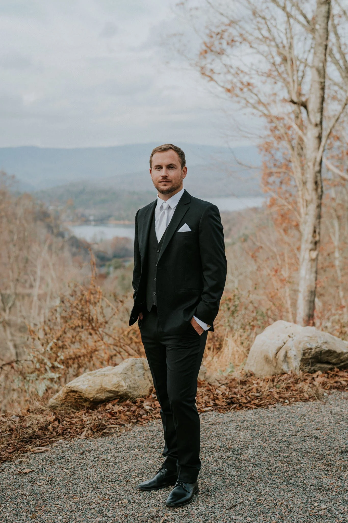 sugar-hollow-retreat-fall-wedding-butler-tennessee-boone-north-carolina-smoky-mountain-katy-sergent-photography-44.jpg