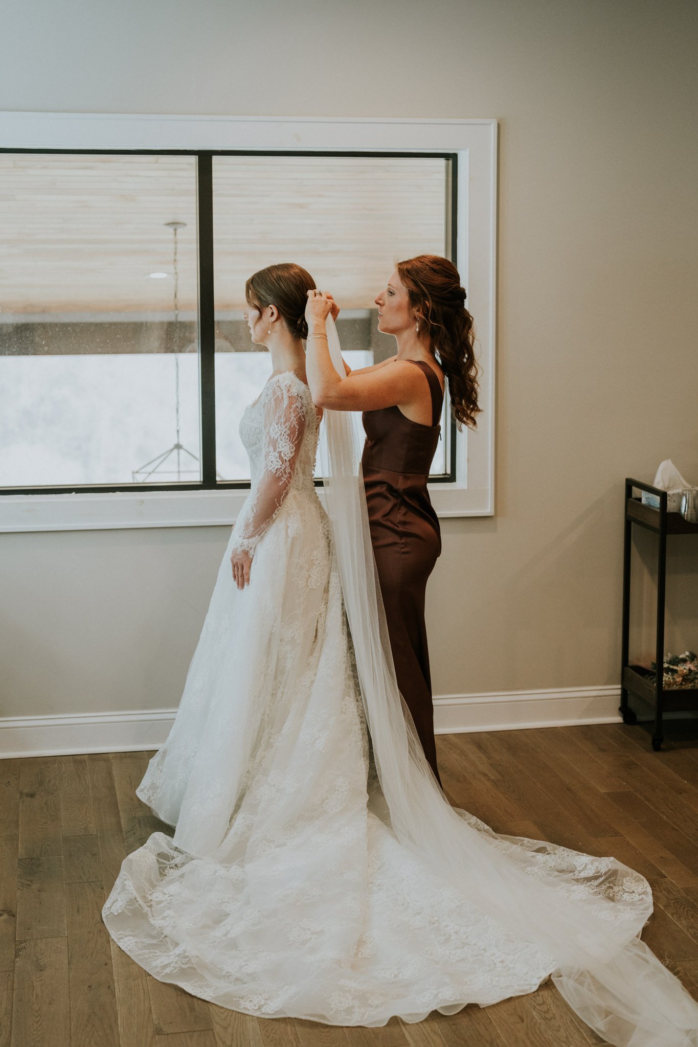 sugar-hollow-retreat-fall-wedding-butler-tennessee-boone-north-carolina-smoky-mountain-katy-sergent-photography-47.jpg