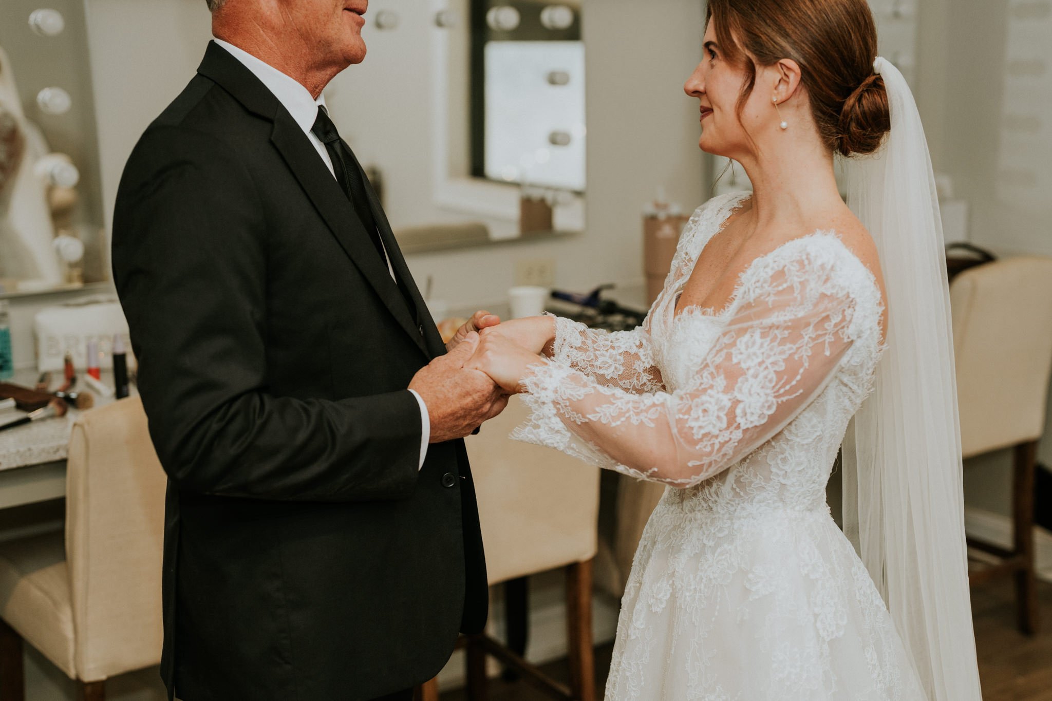 sugar-hollow-retreat-fall-wedding-butler-tennessee-boone-north-carolina-smoky-mountain-katy-sergent-photography-51.jpg