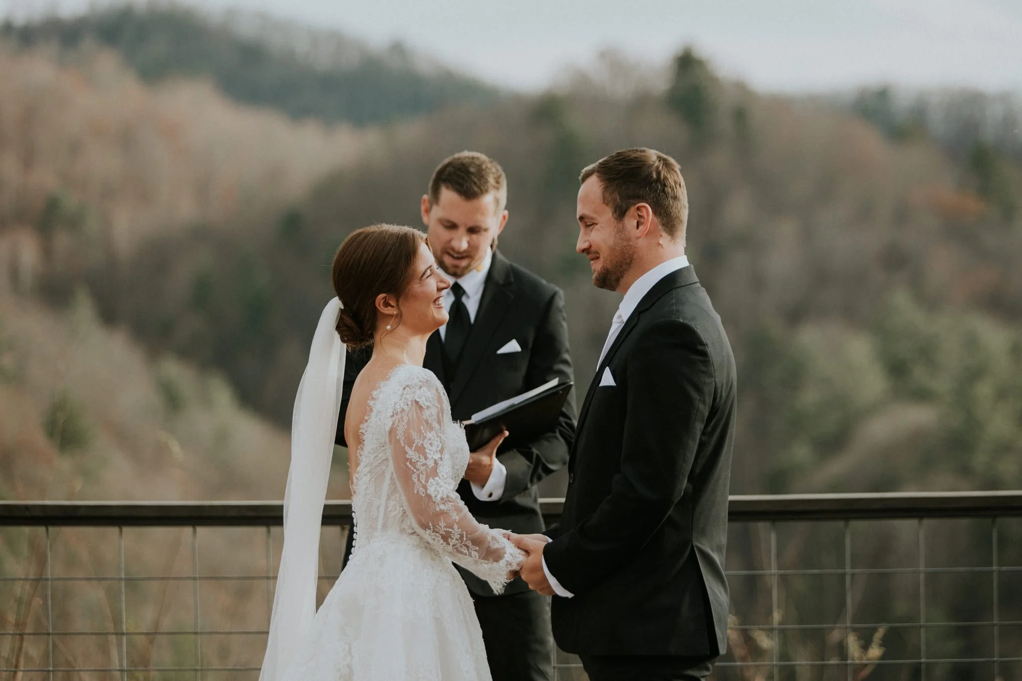 sugar-hollow-retreat-fall-wedding-butler-tennessee-boone-north-carolina-smoky-mountain-katy-sergent-photography-61.jpg