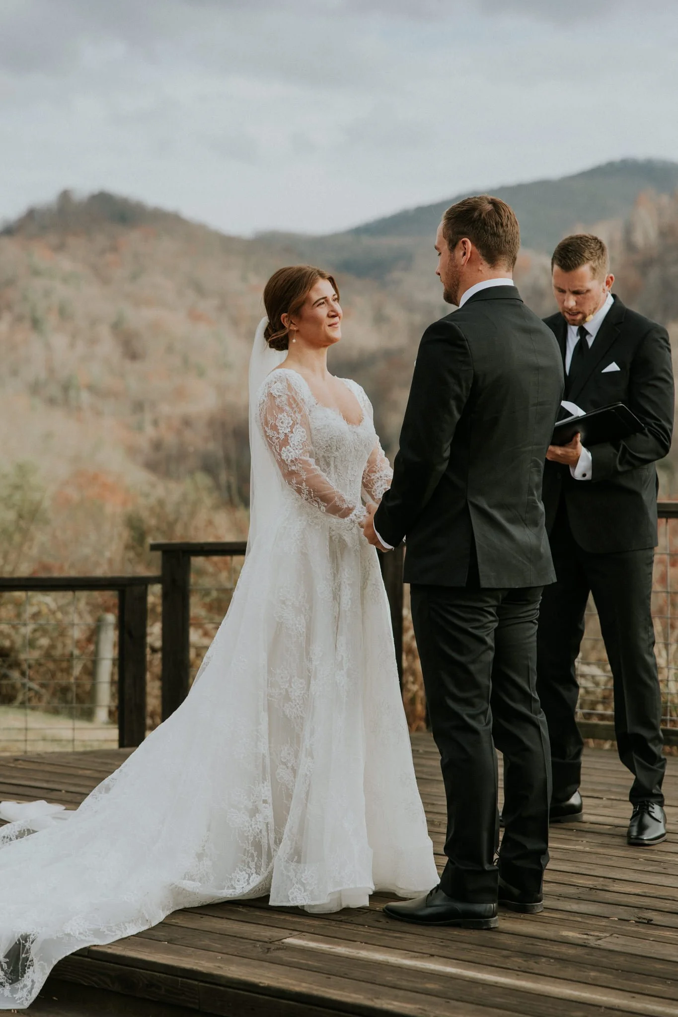 sugar-hollow-retreat-fall-wedding-butler-tennessee-boone-north-carolina-smoky-mountain-katy-sergent-photography-62.jpg
