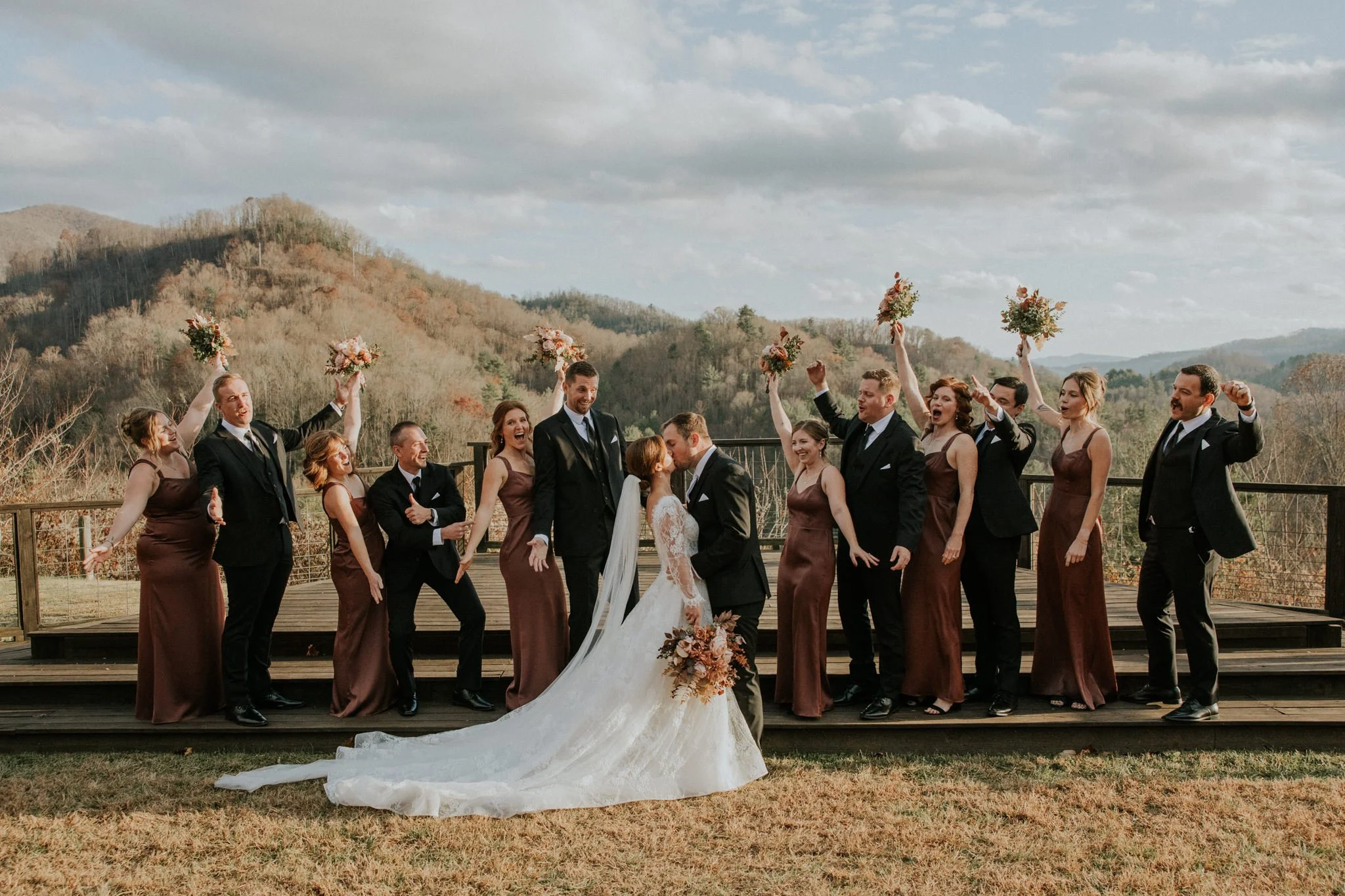 sugar-hollow-retreat-fall-wedding-butler-tennessee-boone-north-carolina-smoky-mountain-katy-sergent-photography-75.jpg