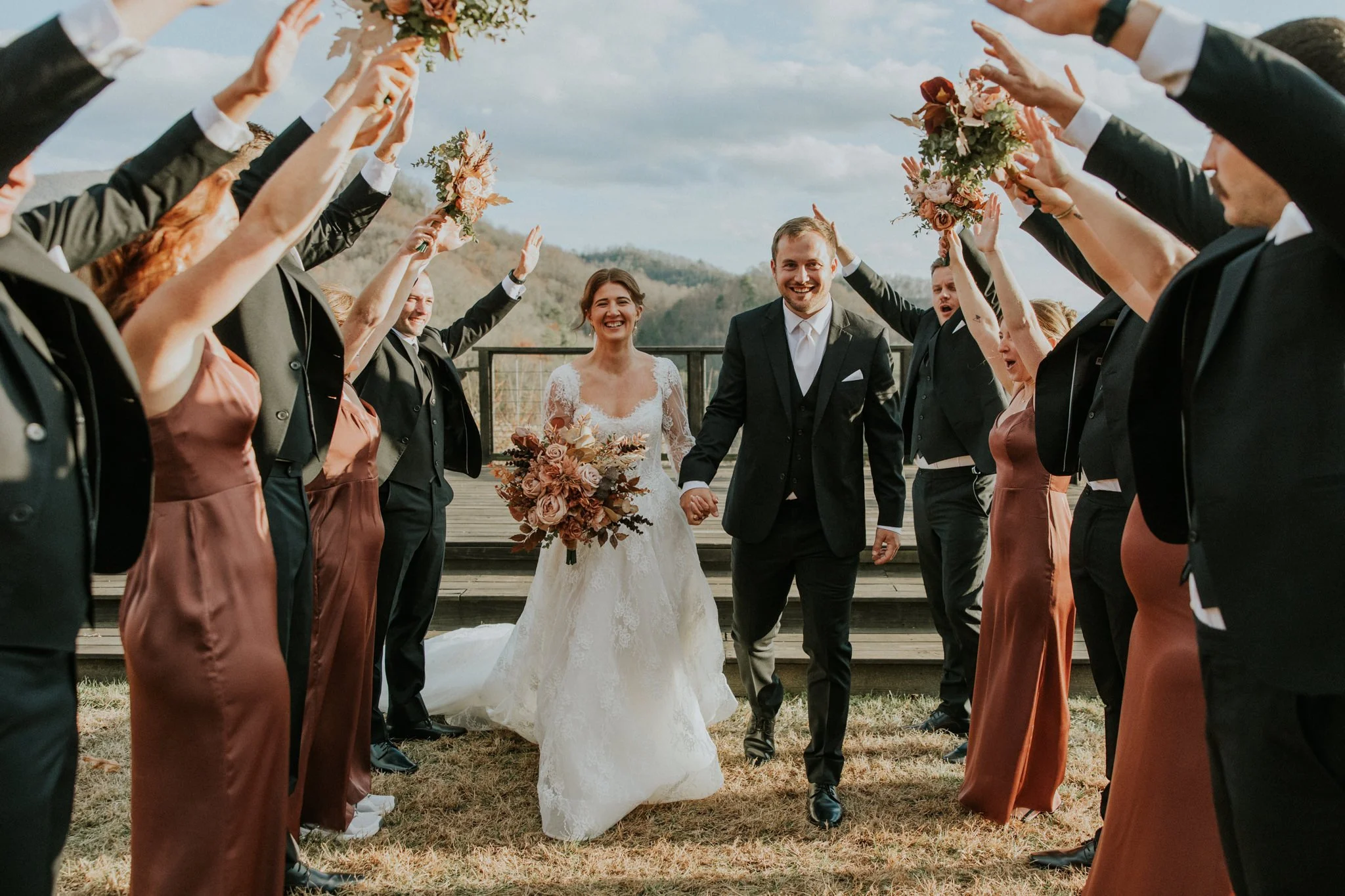 sugar-hollow-retreat-fall-wedding-butler-tennessee-boone-north-carolina-smoky-mountain-katy-sergent-photography-76.jpg