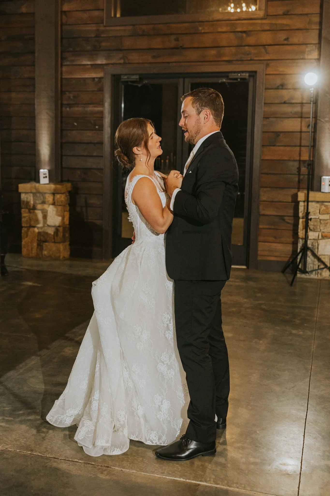 sugar-hollow-retreat-fall-wedding-butler-tennessee-boone-north-carolina-smoky-mountain-katy-sergent-photography-116.jpg