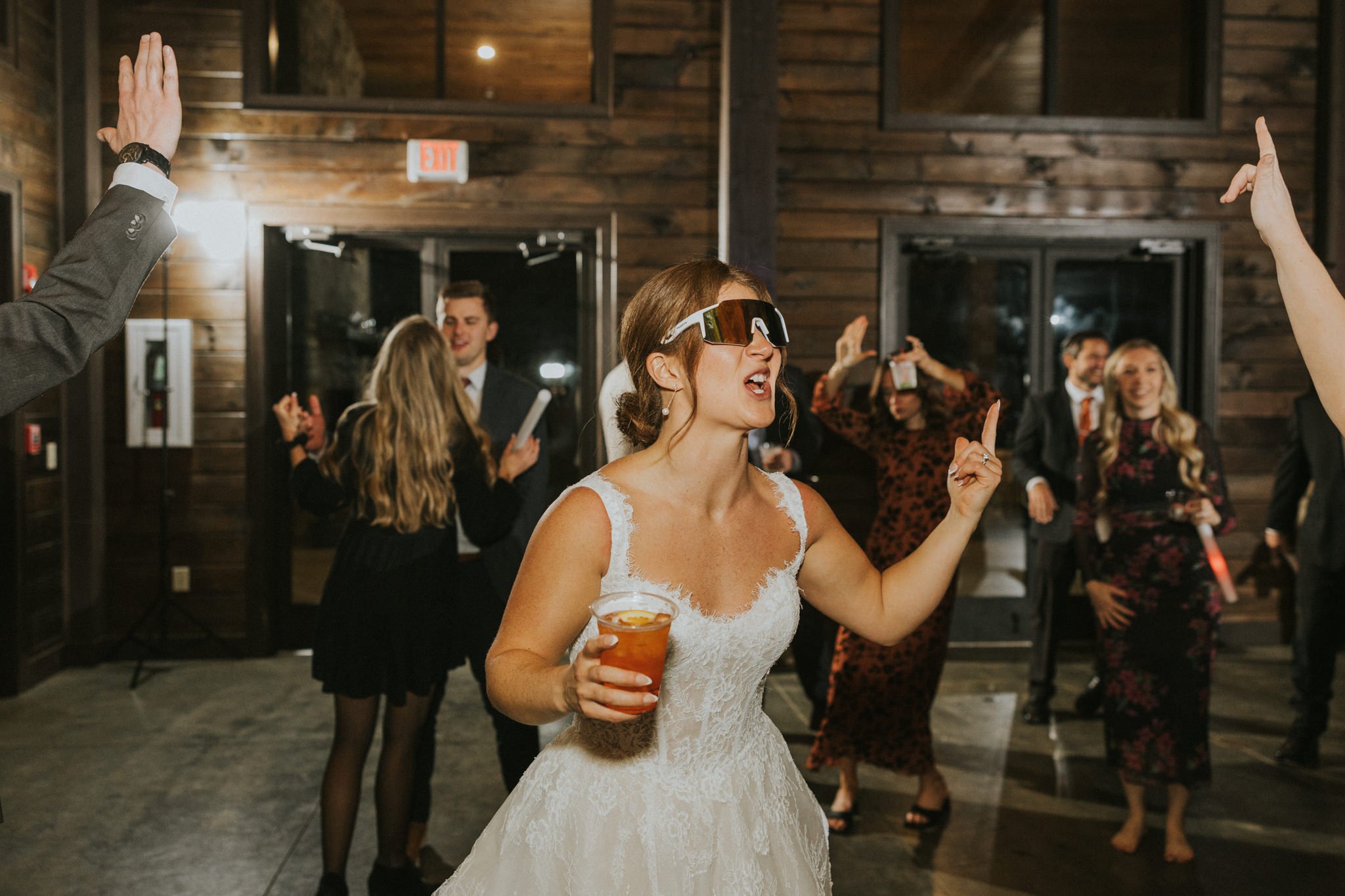 sugar-hollow-retreat-fall-wedding-butler-tennessee-boone-north-carolina-smoky-mountain-katy-sergent-photography-136.jpg
