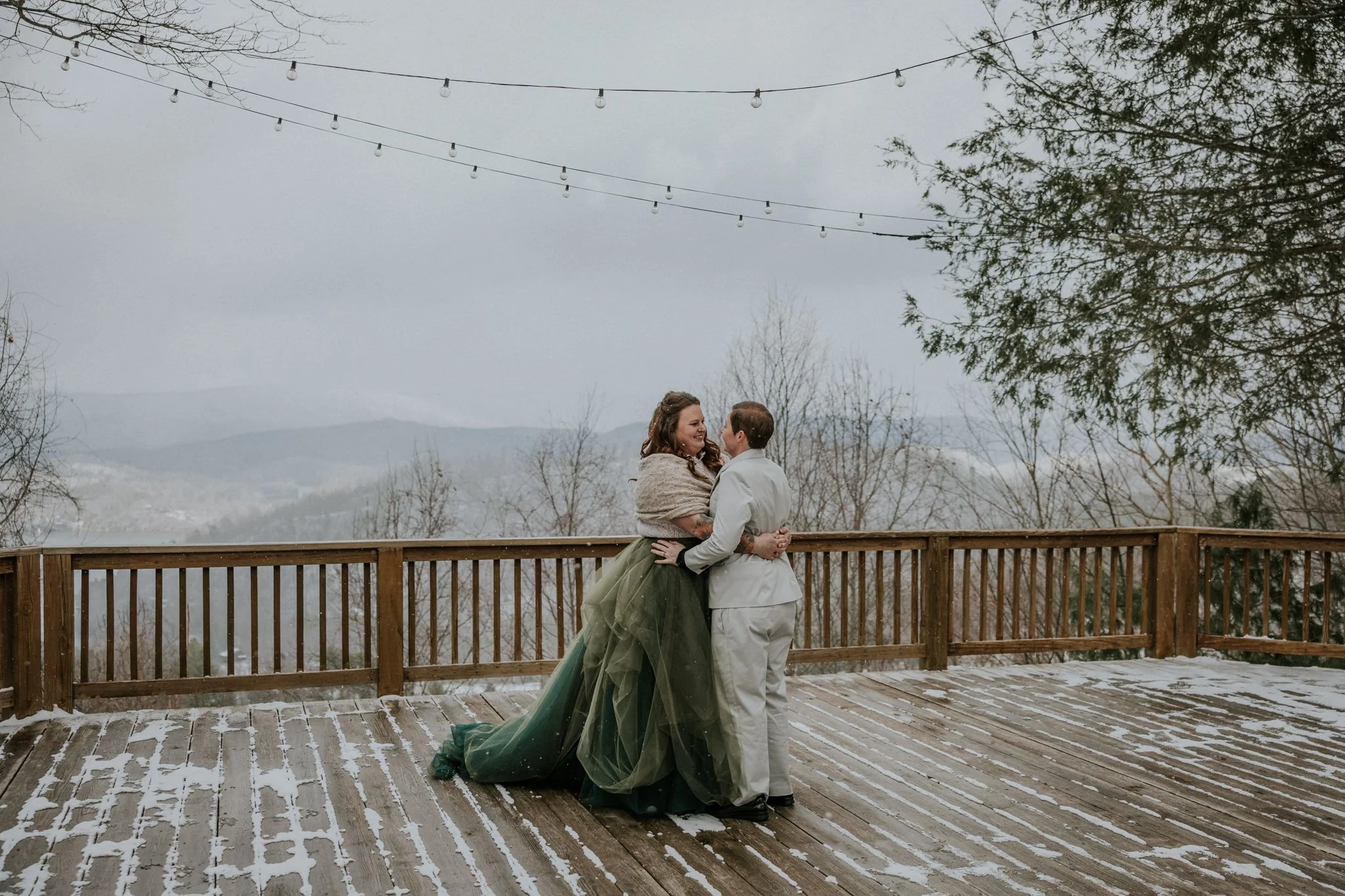 sugar-hollow-retreat-butler-tn-boone-nc-winter-snow-smoky-mountain-wedding-lgbtq-katy-sergent-photography-33.jpg