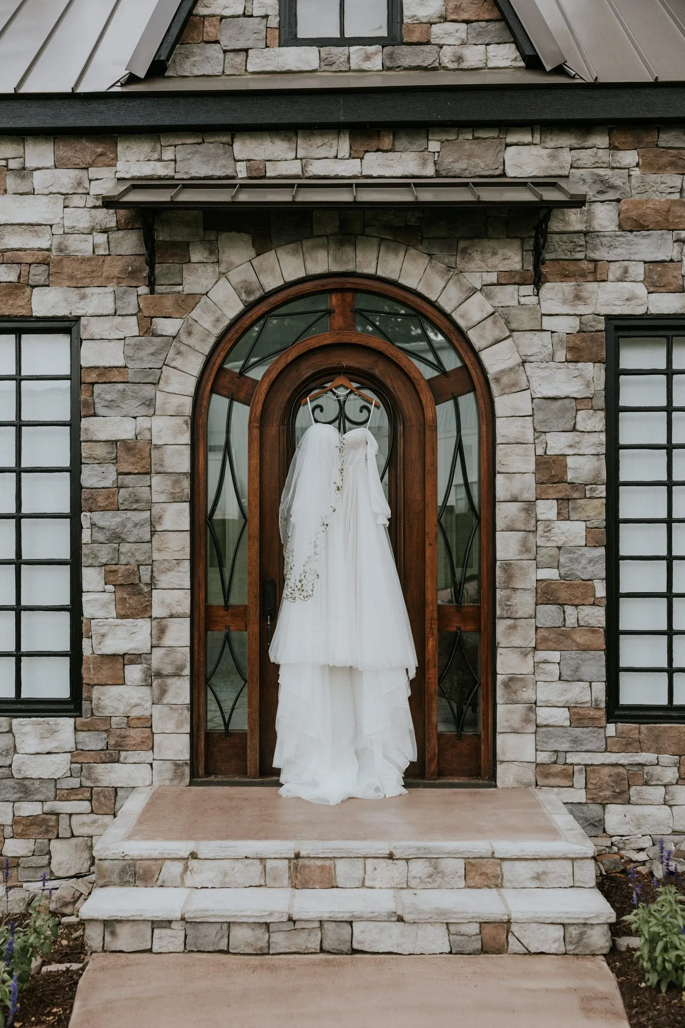 greenwood-oaks-farm-wildflower-garden-summer-wedding-afton-tennessee-greeneville-tn-katy-sergent-photography-17.jpg