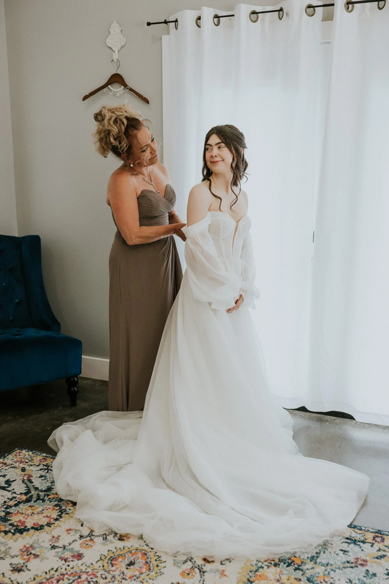 greenwood-oaks-farm-wildflower-garden-summer-wedding-afton-tennessee-greeneville-tn-katy-sergent-photography-24.jpg